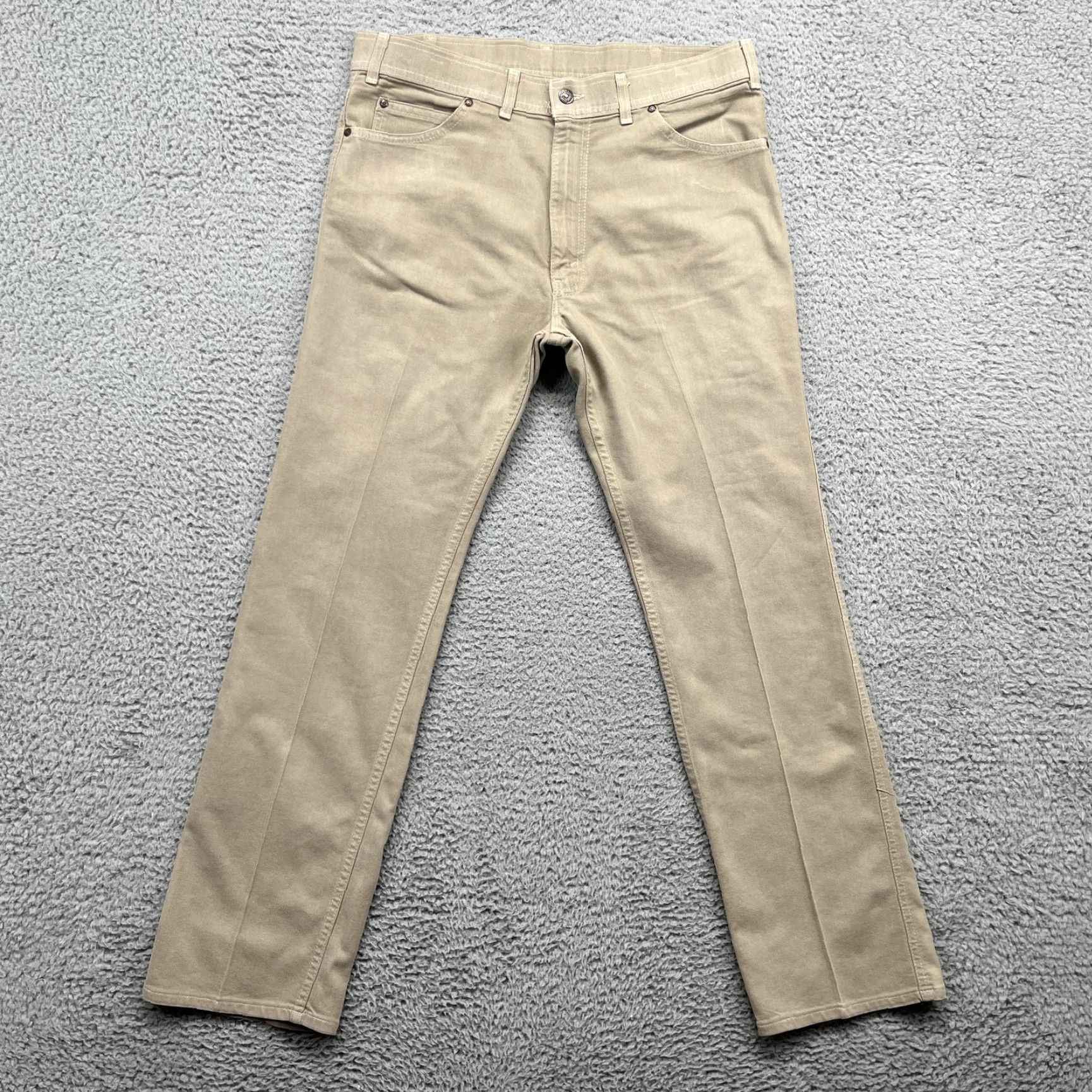 Levi's VINTAGE Levi's Pants Mens 38x32 Khaki 5-Pocket Relaxed Straight Leg USA 90s 80s Chino Stretch Casual Size US 38 / EU 54 - 2 Thumbnail