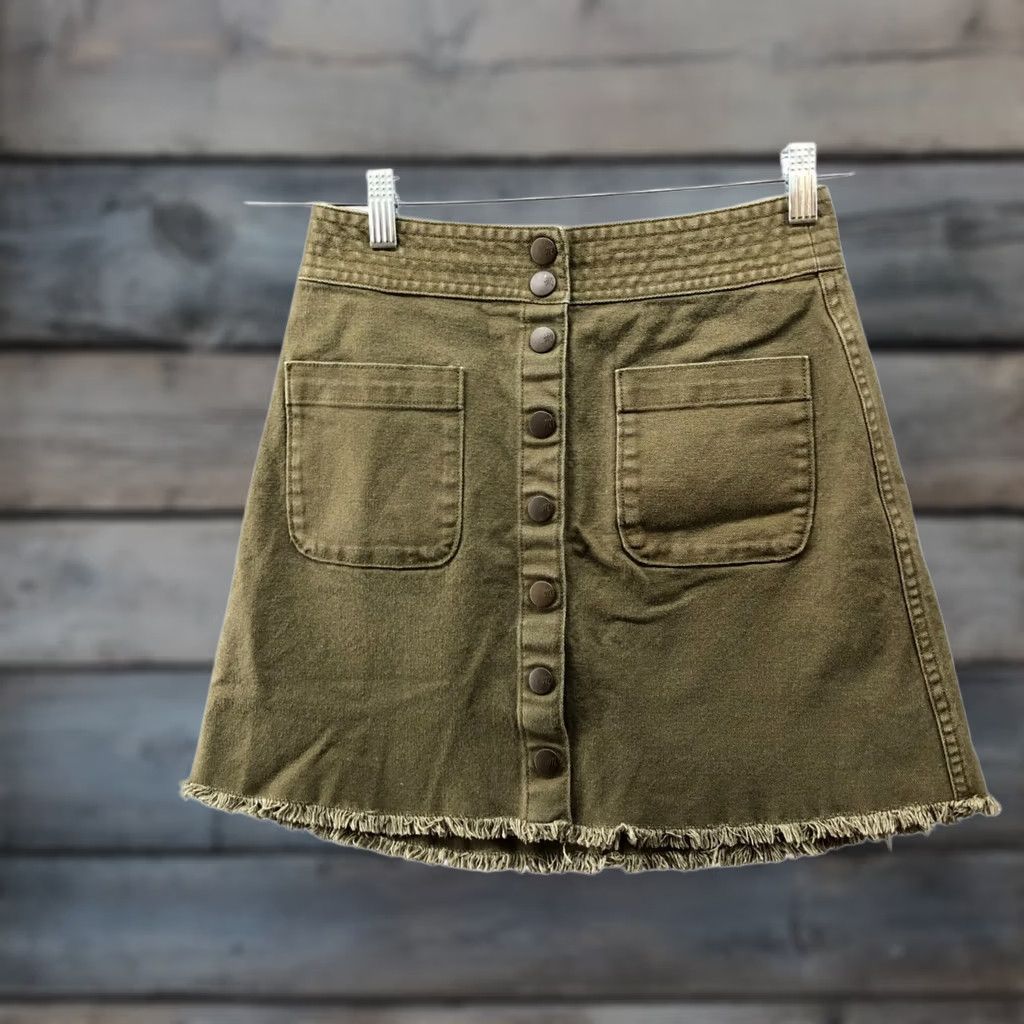 Madewell Madewell A-Line Mini Skirt Womens 00 Kale Army Green Button Front Raw Hem Size 24" / US 00 / IT 34 - 1 Thumbnail