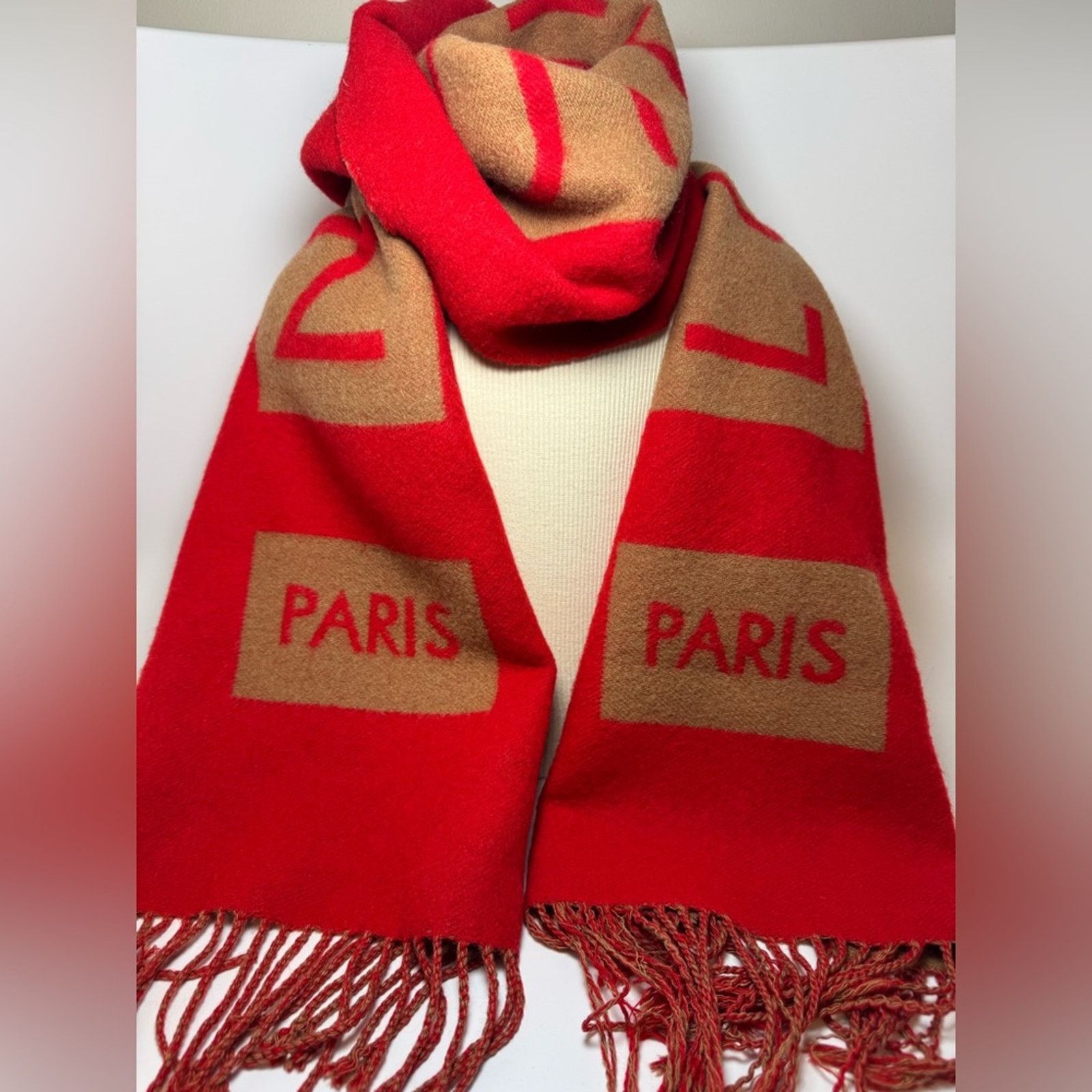 Louis Vuitton Louis Vuitton Red & Camel Double Sided 100% Cashmere Scarf Size ONE SIZE - 4 Thumbnail