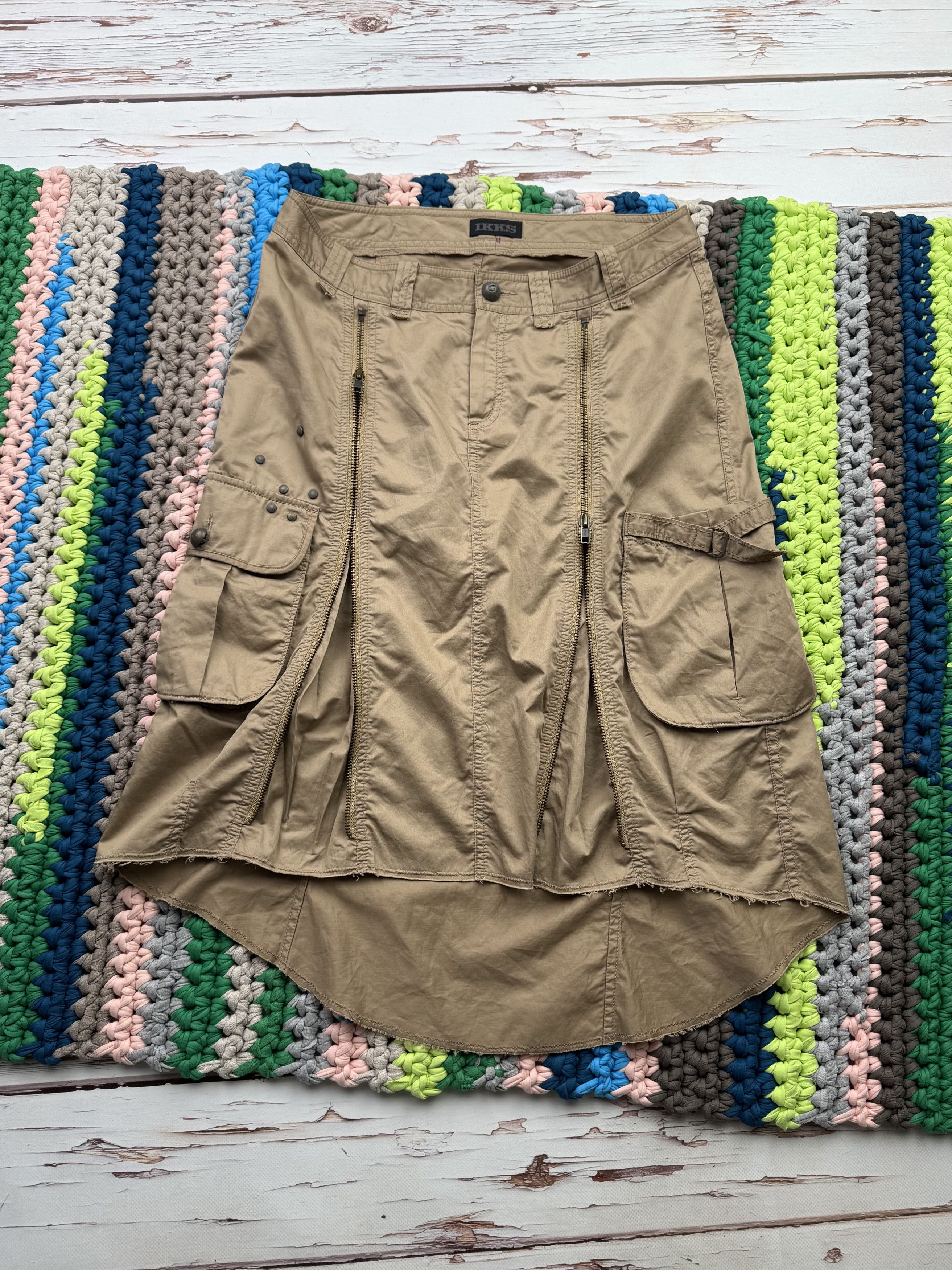 If Six Was Nine Vintage Cargo Skirt With Zippers (ET1) Size 28" / US 6 / IT 42 - 1 Thumbnail