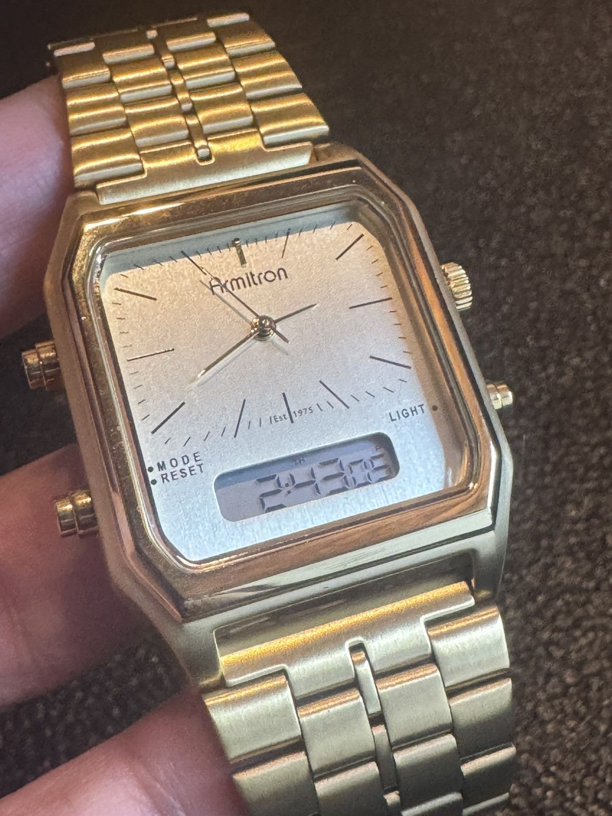 slim fit dress slacks Pre-owned Gold-tone Armitron Women's Watch