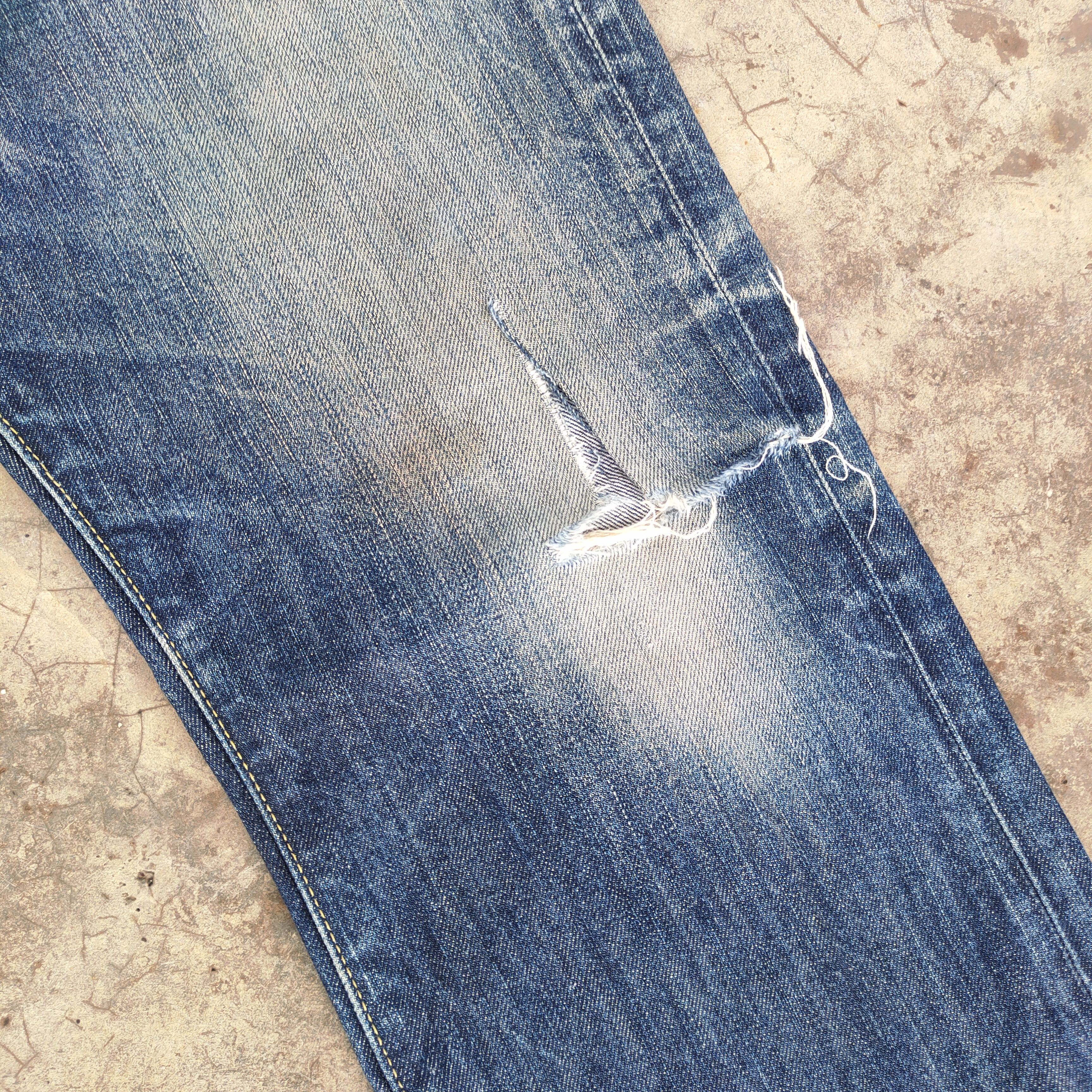 Japanese Brand Vintage japanese faded distressed jeans denim pants Size US 34 / EU 50 - 8 Thumbnail