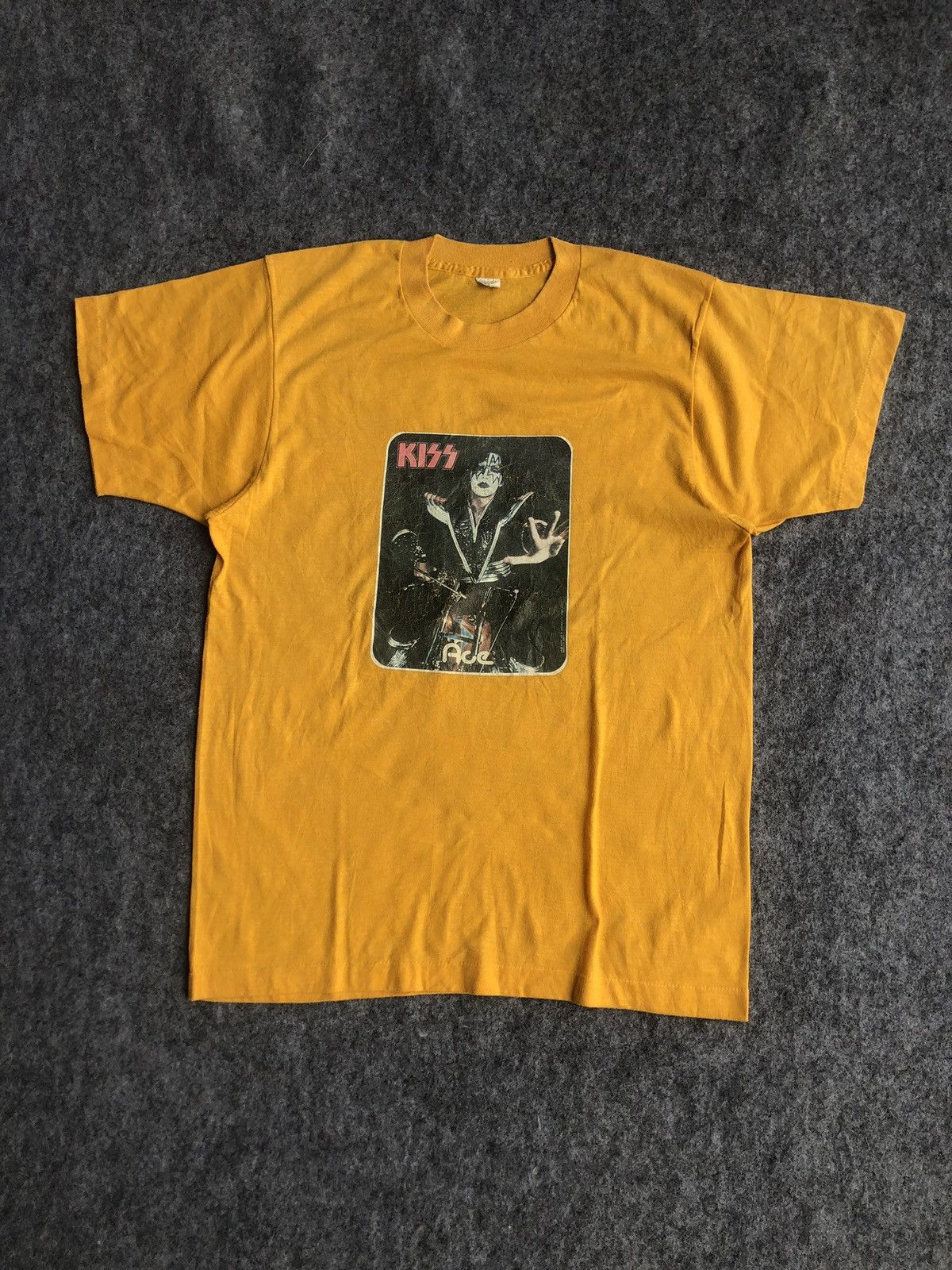 Other 70s ace frehley kiss tshirt Size US M / EU 48-50 / 2 - 1 Thumbnail