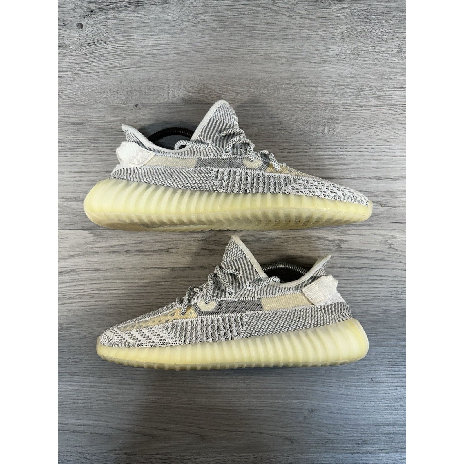 Adidas Adidas Yeezy Boost 350 V2 Static Non-Reflective - Size 9 Size US 9 / EU 42 - 2 Thumbnail
