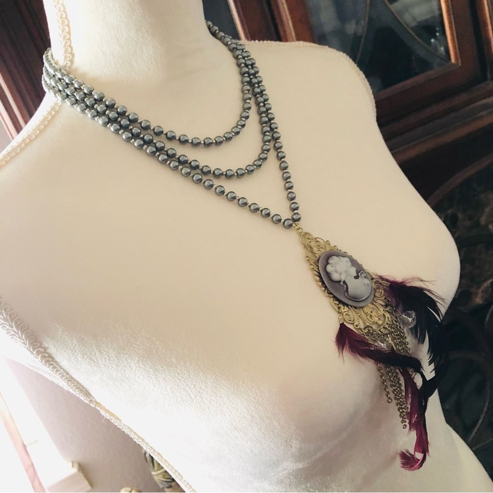 Jewelry Handcrafted filigree cameo Pearl genuine ruby necklace Size ONE SIZE - 4 Thumbnail