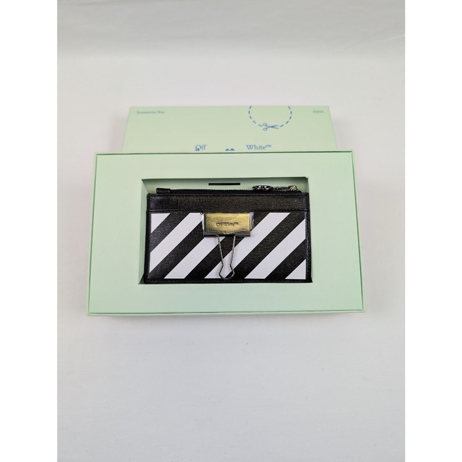 Off-White o1rshd1 Size: OS / Binder Zipped Card Case in Black/White Size ONE SIZE - 5 Thumbnail