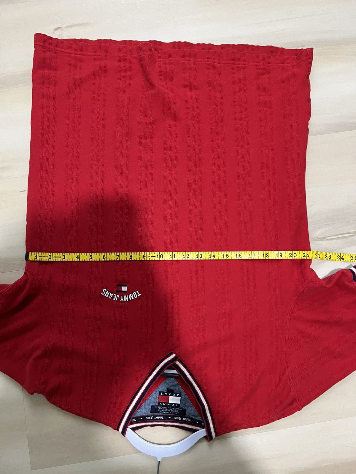 Tommy Hilfiger × Tommy Jeans × Vintage VTG 90s Tommy Hilfiger Ringer V-Neck T-Shirt Red Tommy Jeans Size US L / EU 52-54 / 3 - 10 Thumbnail