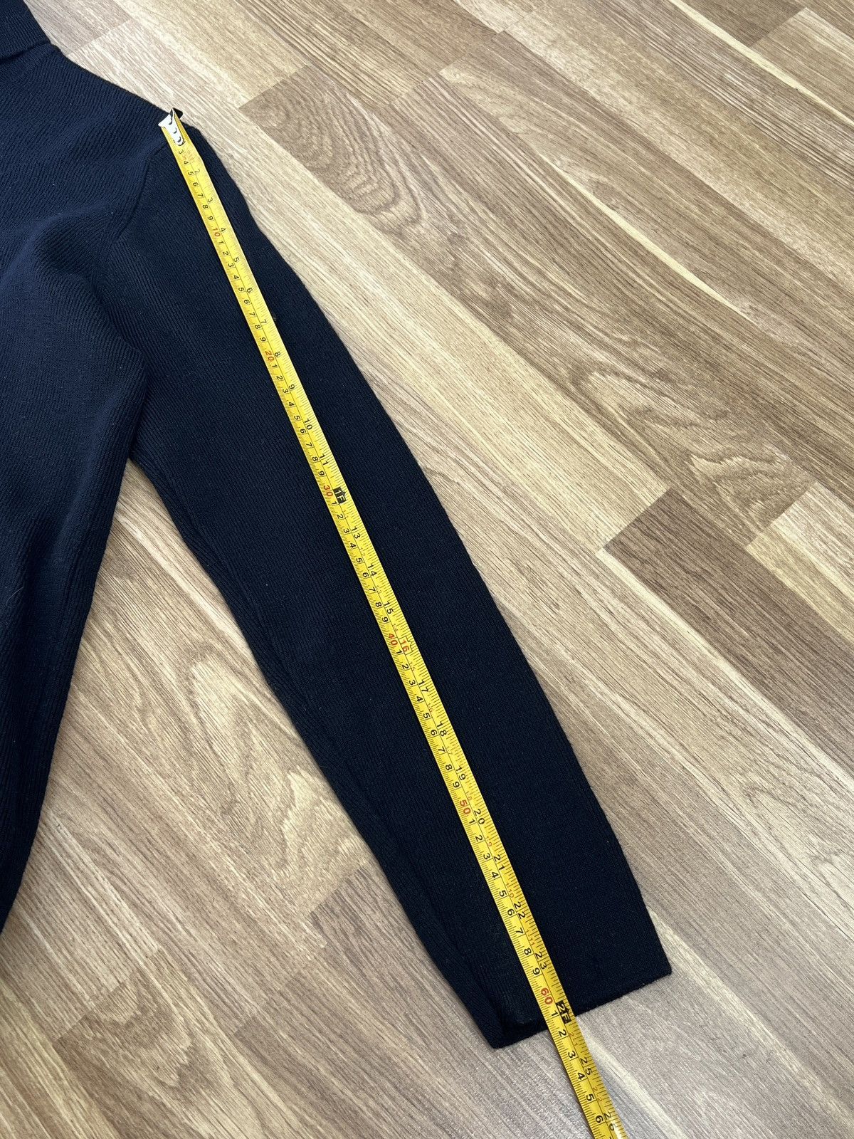 Stone Island Vintage Stone Island Wool Navy Turtle Neck Sweater XXLfits M Size US M / EU 48-50 / 2 - 13 Thumbnail