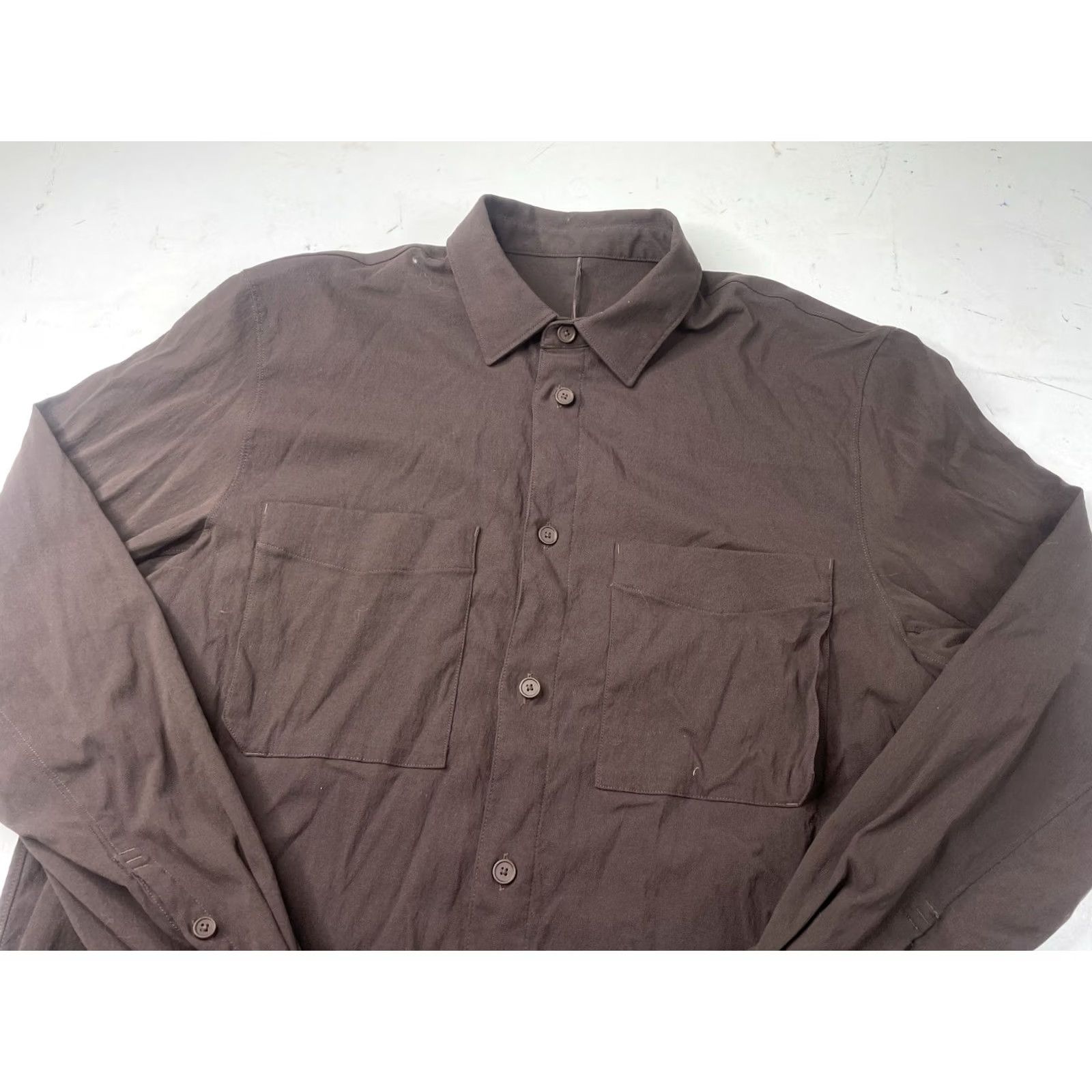 Lululemon Lululemon Button-Up Shirt Mens L Relaxed Fit Long Sleeve Brown Espresso ESPR Size US L / EU 52-54 / 3 - 2 Thumbnail