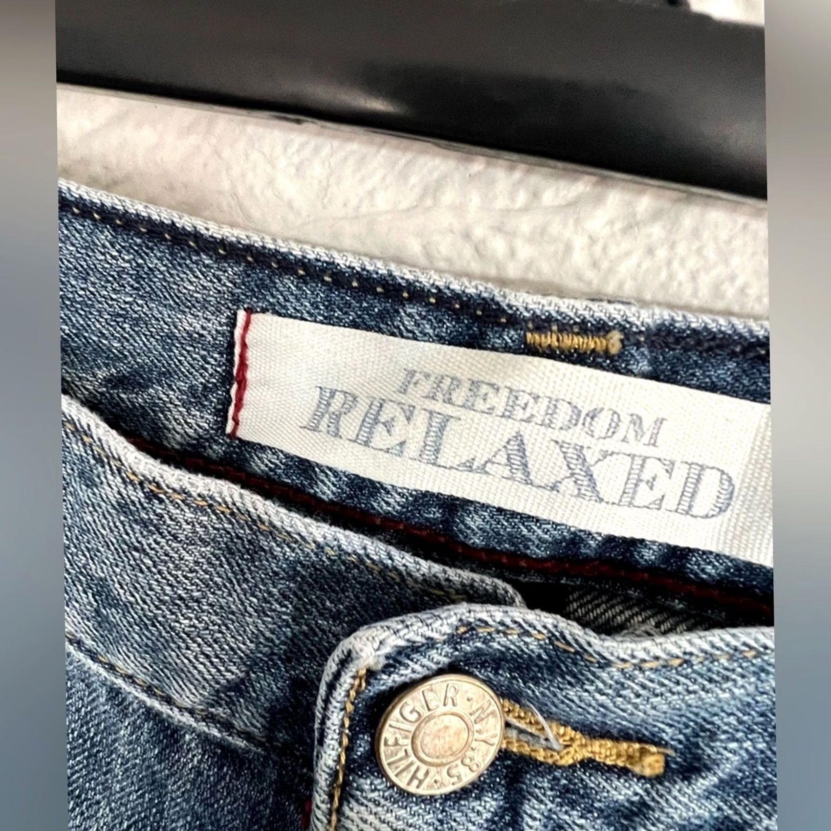 Tommy Hilfiger Hilfiger Denim Freedom Relaxed Fit Jeans Mens 38x32 Blue Size US 38 / EU 54 - 3 Thumbnail