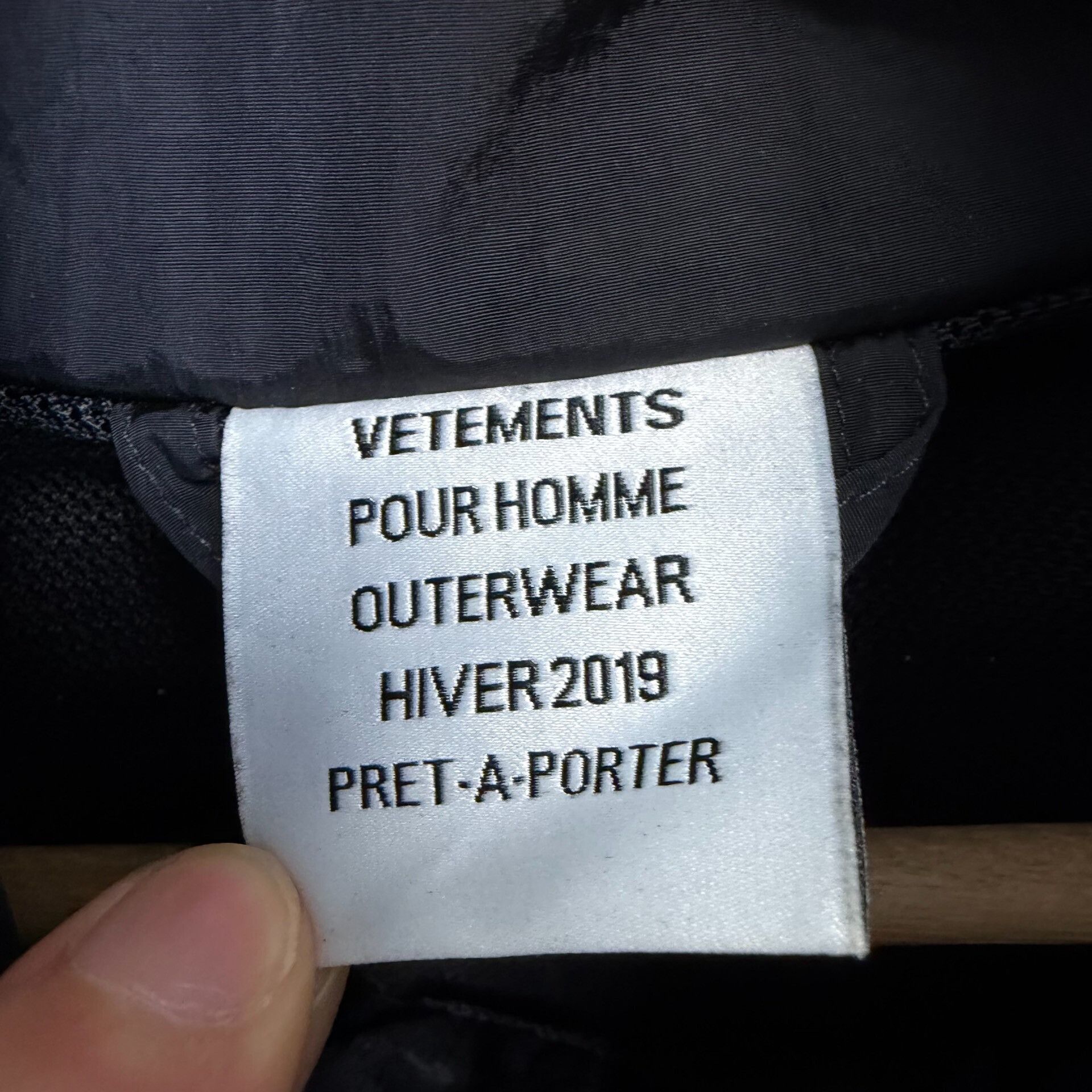 Vetements Vetements 18AW Angel Zipper Windbreaker Jacket Black Size US L / EU 52-54 / 3 - 4 Thumbnail