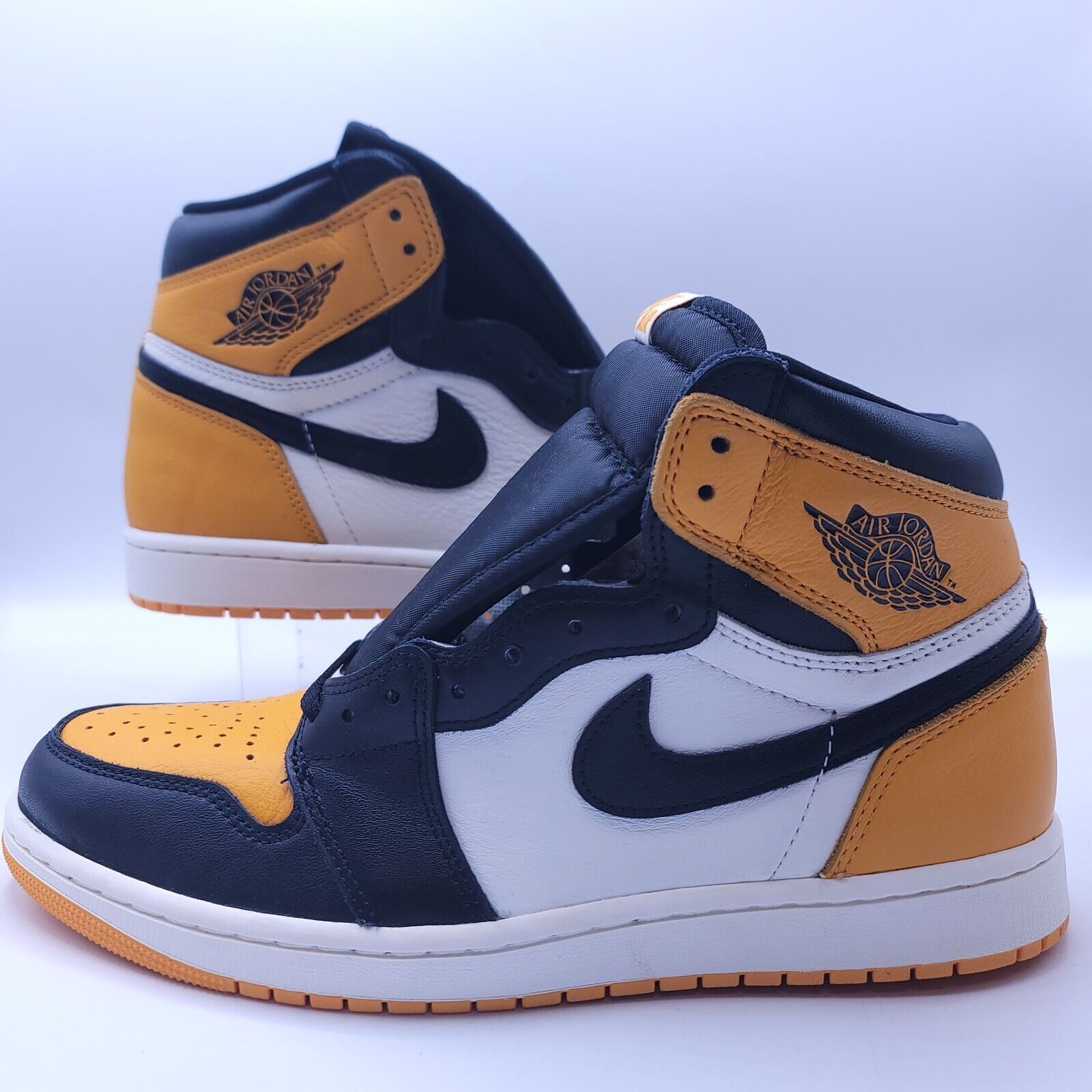 Nike Nike Air Jordan 1 Retro High Shoe Mens Size 10.5 555088-711 Size US 10.5 / EU 43-44 - 5 Thumbnail