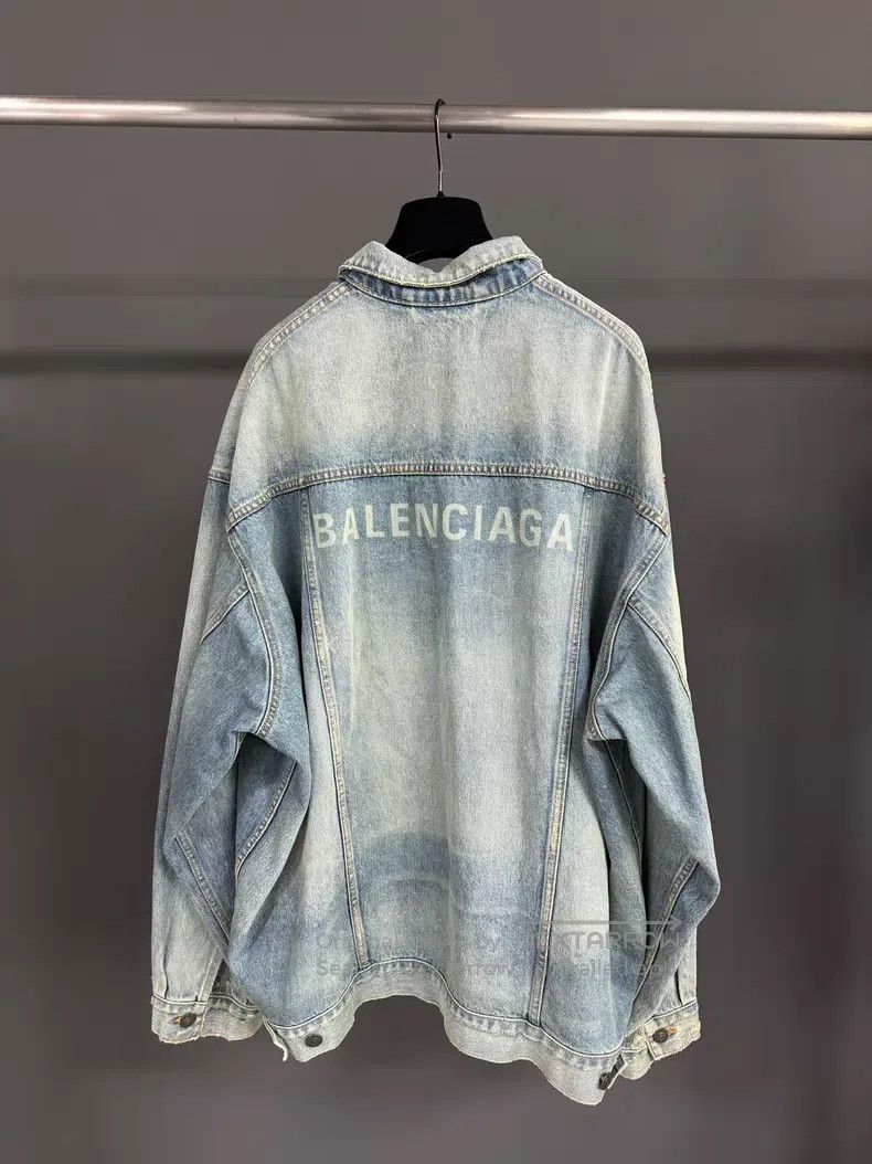 Balenciaga Balenciaga Solid Color Collar Single Button Long Sleeve De Size US M / EU 48-50 / 2 - 2 Thumbnail