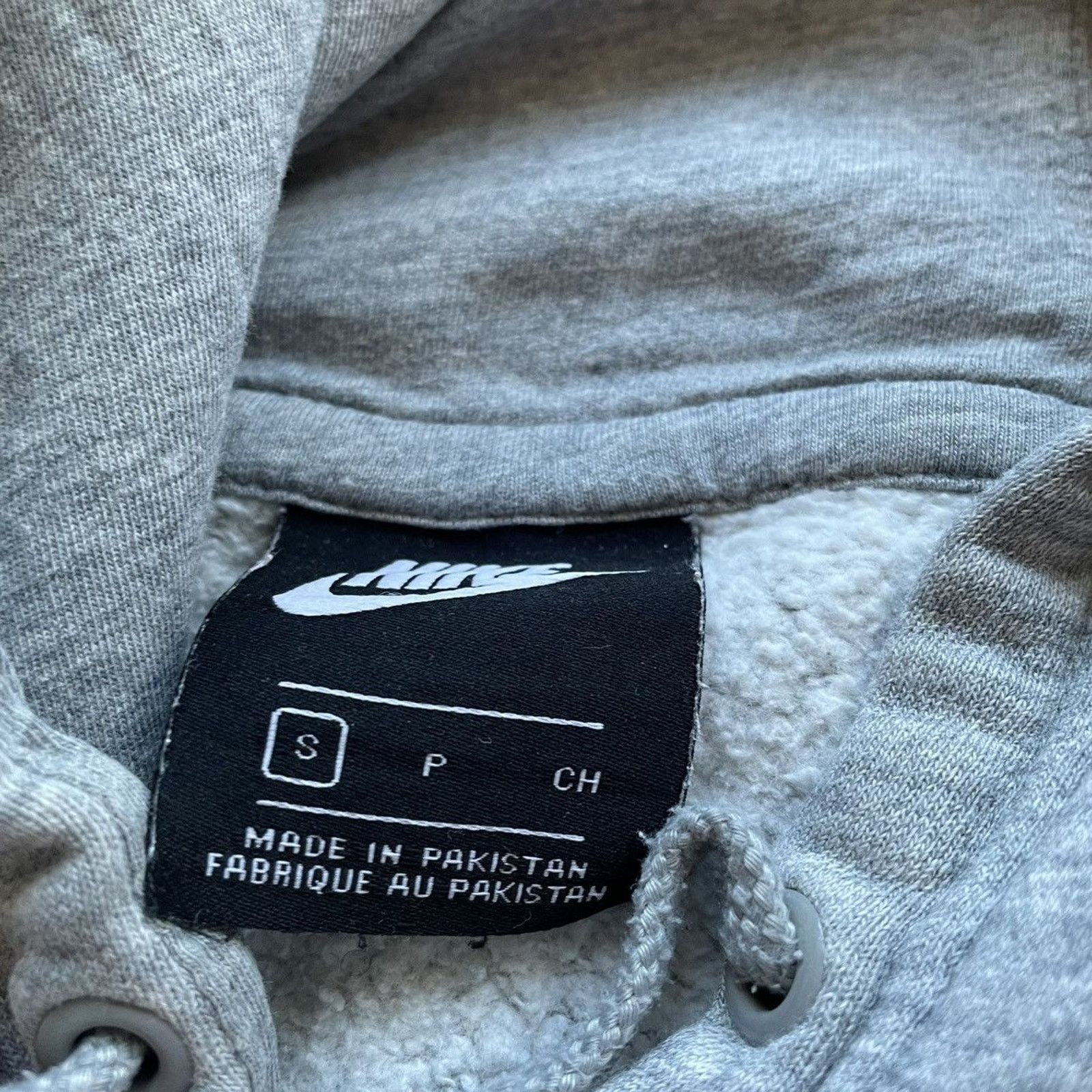 Nike Vintage Nike Sportswear Swoosh Hoodie Small Gray Distressed Size US S / EU 44-46 / 1 - 4 Thumbnail