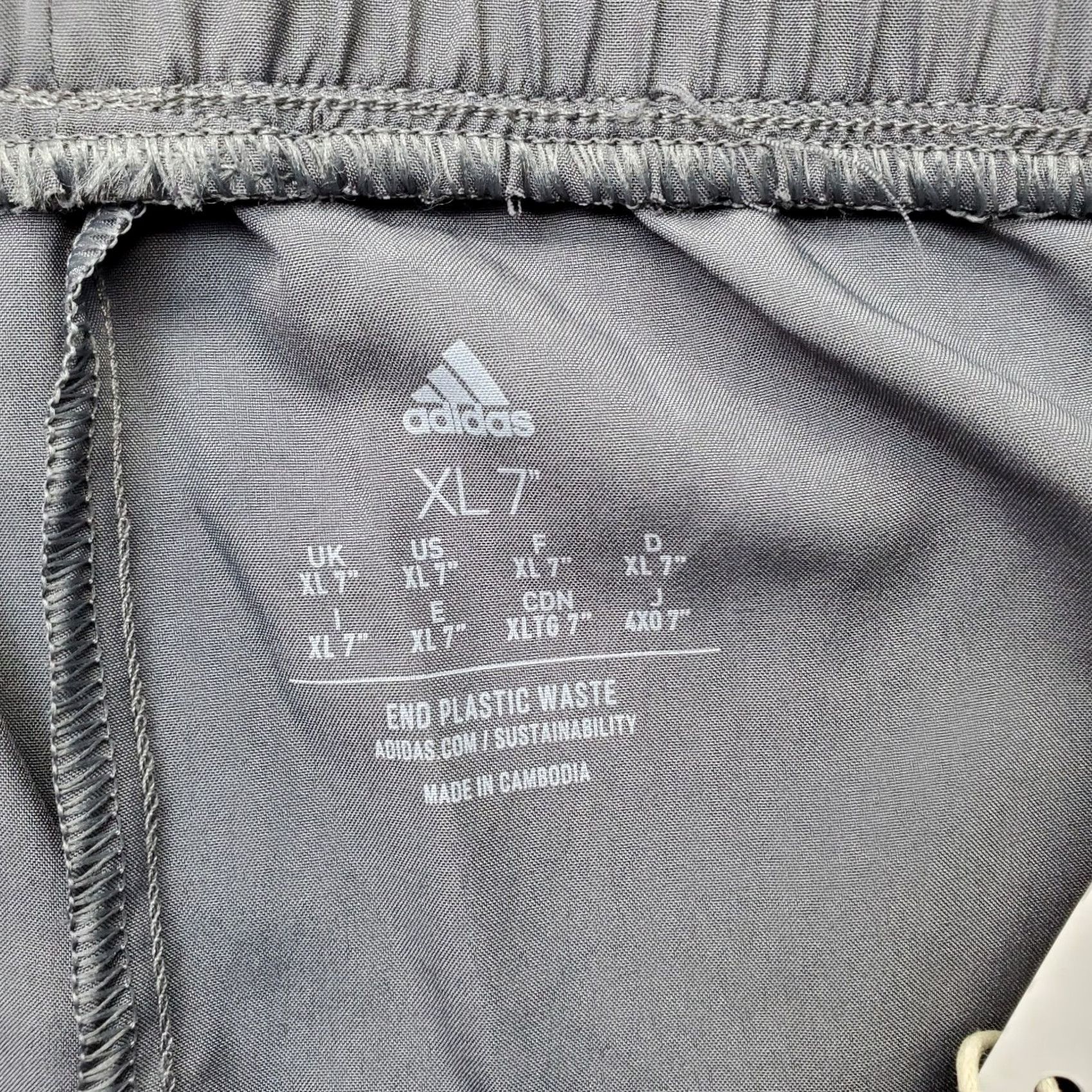 Adidas Adidas AEROREADY Running Shorts Mens XL Gray Elastic Waist Pockets Athletic Gym Casual Size US 36 / EU 52 - 7 Thumbnail