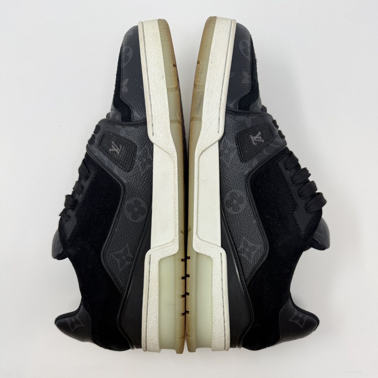 Louis Vuitton Louis Vuitton Trainer Sneaker Black Monogram Size US 9 / EU 42 - 4 Thumbnail