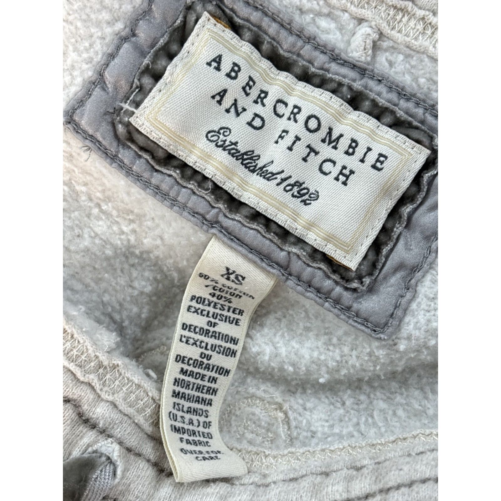 Abercrombie & Fitch VINTAGE Abercrombie Sweatpants Womens XS Spell Out Baggy 1892 Fleece Y2K Gray Logo Pants Womens XS Size 26" / US 2 / IT 38 - 7 Thumbnail