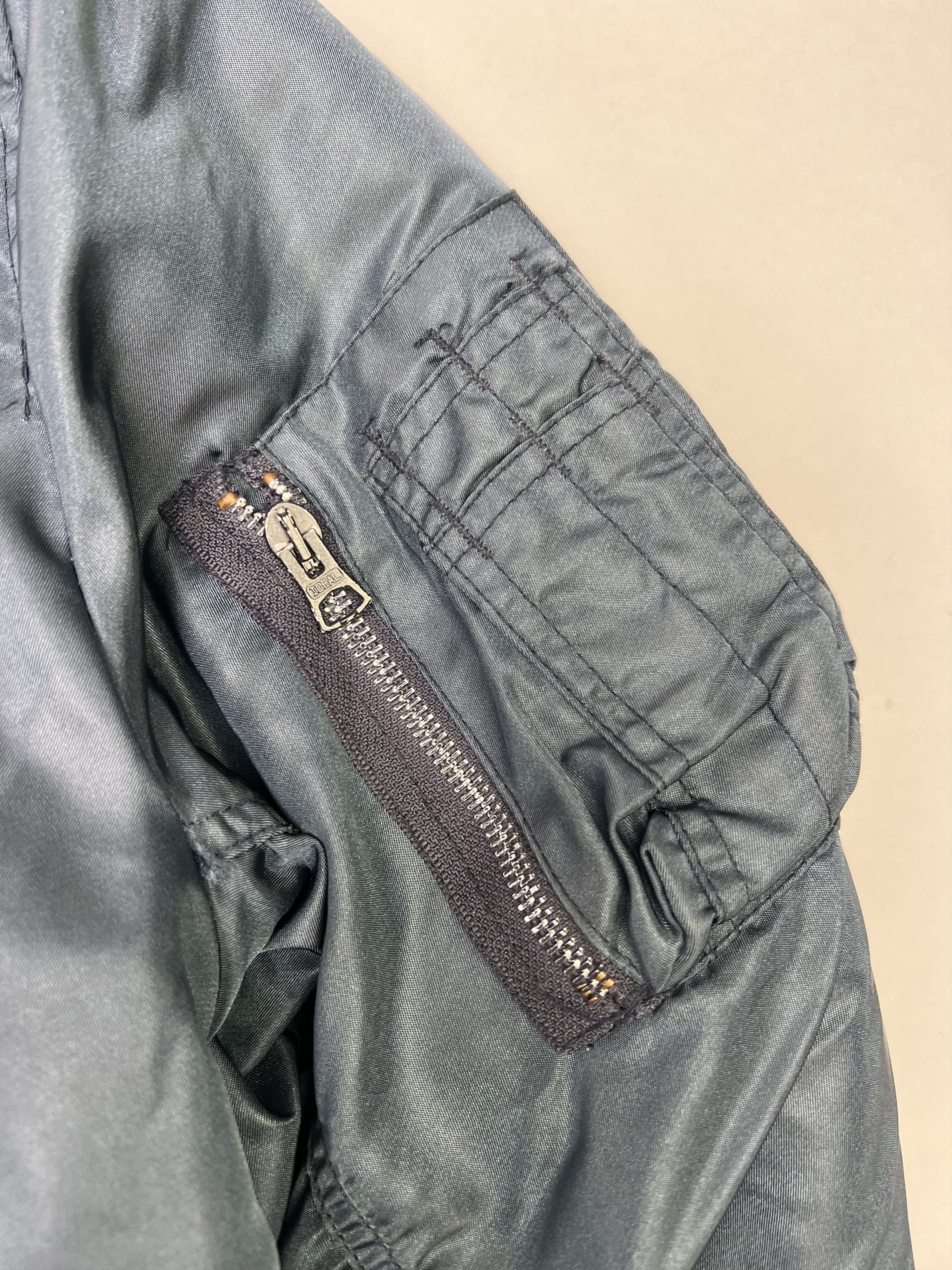 Other WILKER MA-1 BOMBER JACKET BLUE MADE IN USA Size US L / EU 52-54 / 3 - 4 Thumbnail