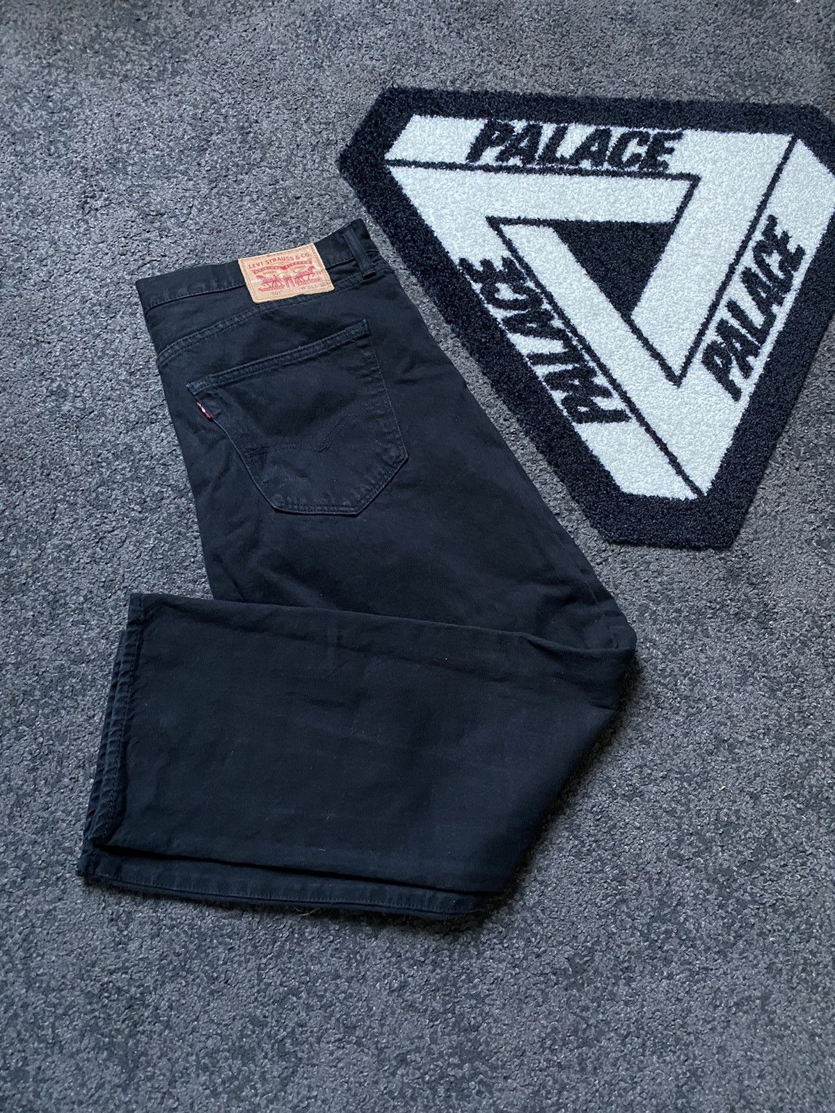 Levi's Levi's 501 Black Denim Jeans W36L30 Size US 36 / EU 52 - 1 Thumbnail