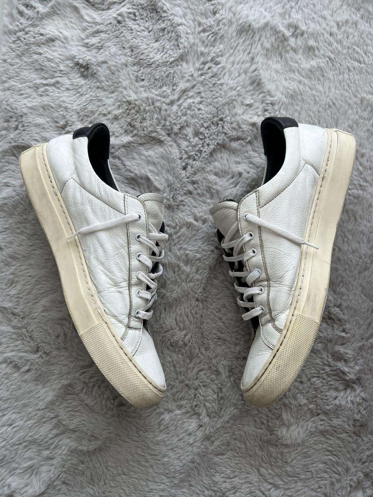 Common Projects Common Projects Low Top Sneaker Distressed Size US 9 / EU 42 - 6 Thumbnail