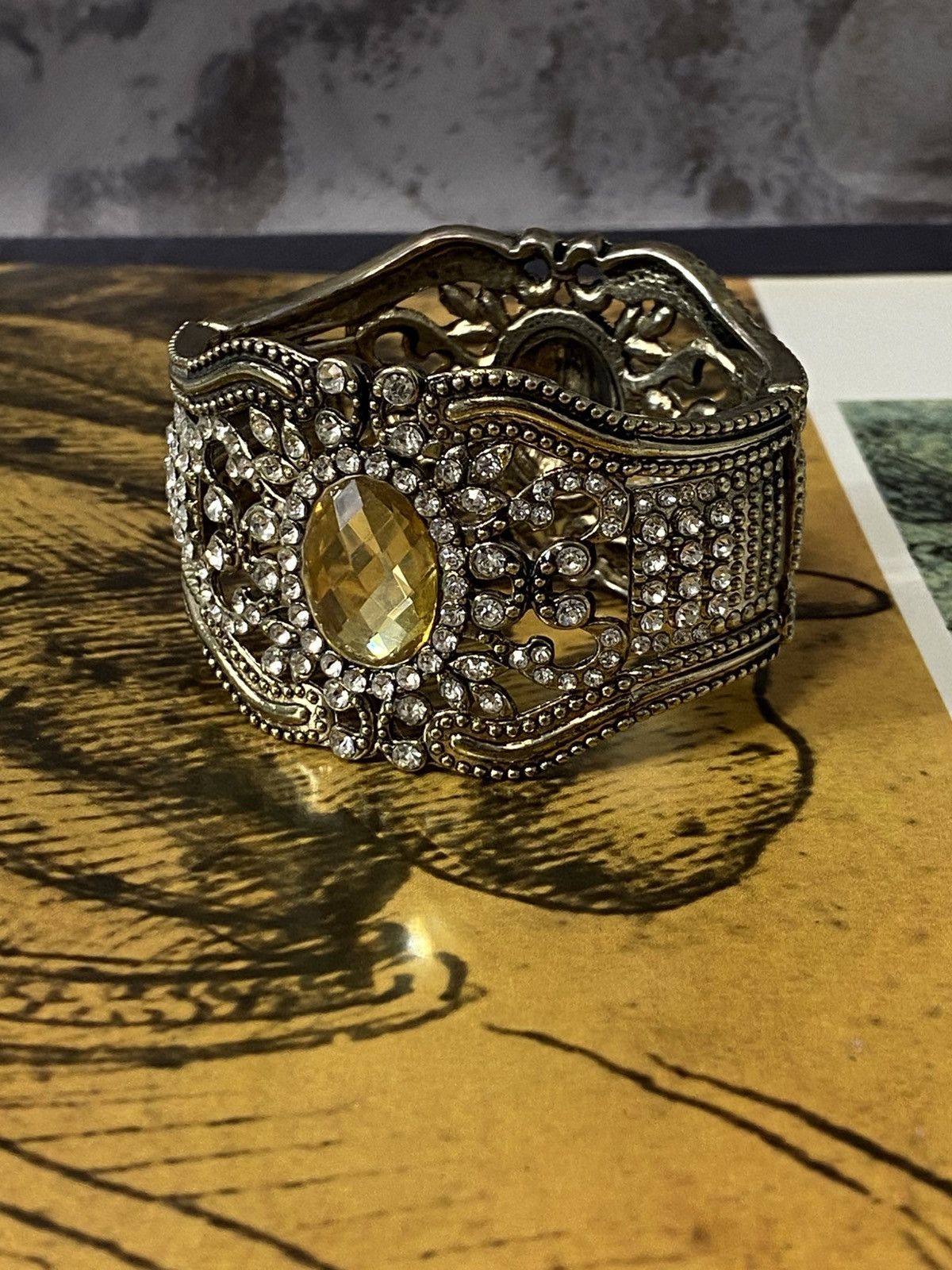 Japanese Brand Rare Vintage Cuff Bracelet | Retro Futurist Style Size ONE SIZE - 3 Thumbnail
