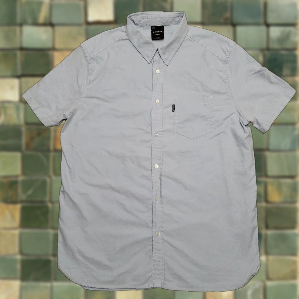 Oakley VINTAGE Oakley Shirt Men XL Blue Custom Fit Button-Up Oxford Casual Shirt Size US XL / EU 56 / 4 - 1 Thumbnail