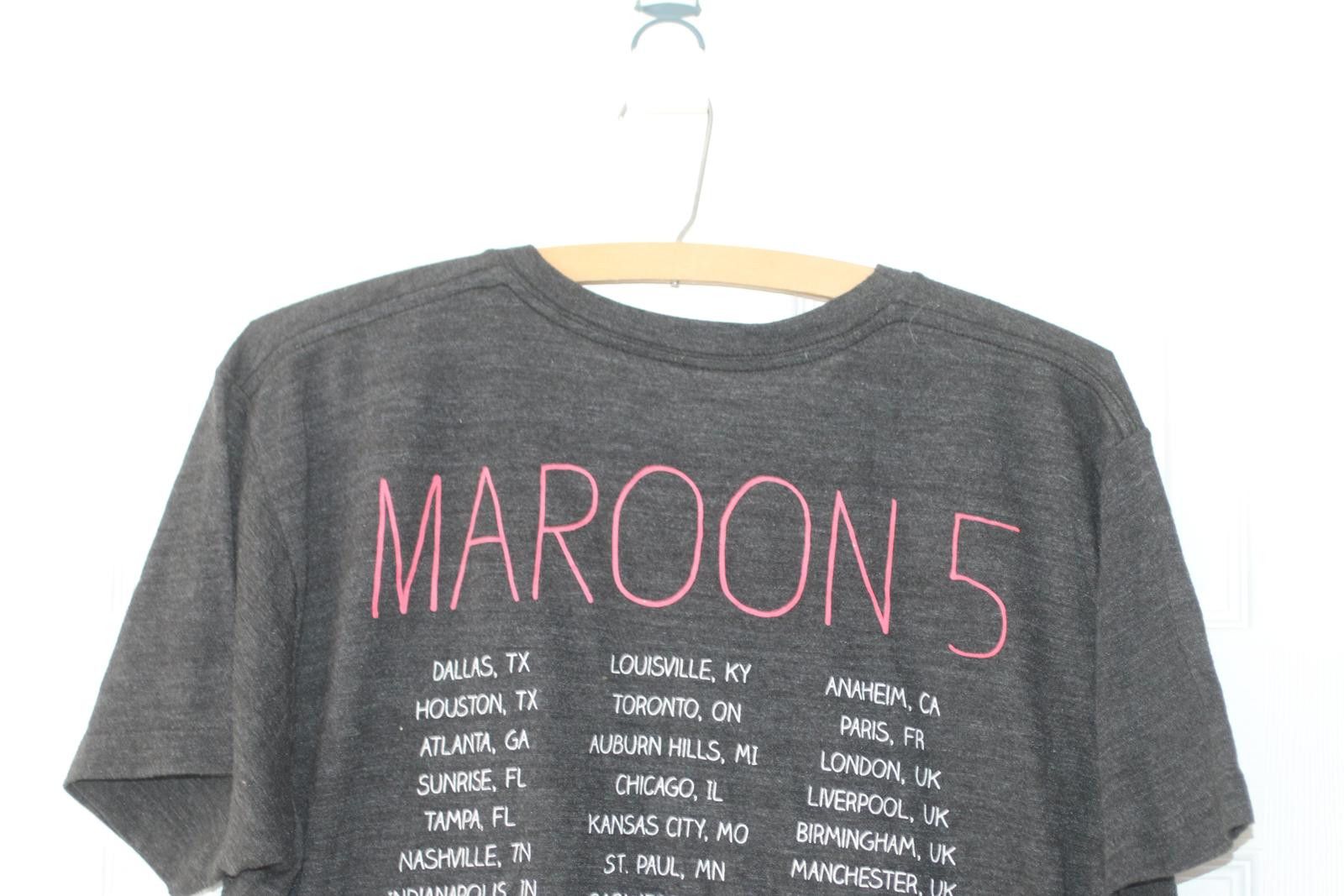 Other Maroon 5 Tour 2015 Concert T-Shirt Multicolor Band Tee M Size M / US 6-8 / IT 42-44 - 9 Thumbnail