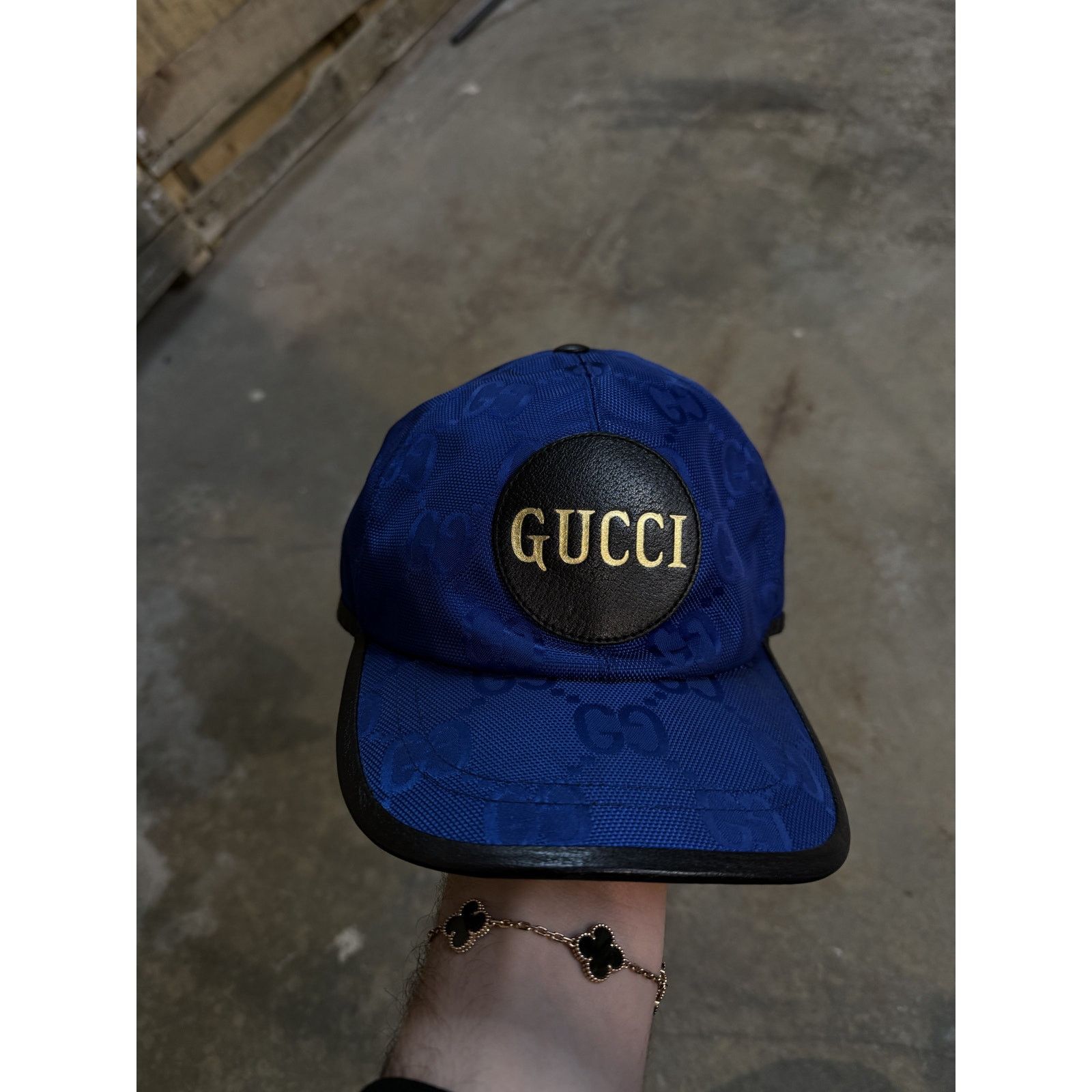 Gucci Gucci Mono Cap Royal Blue Black Used Small With Tags Size ONE SIZE - 1 Thumbnail