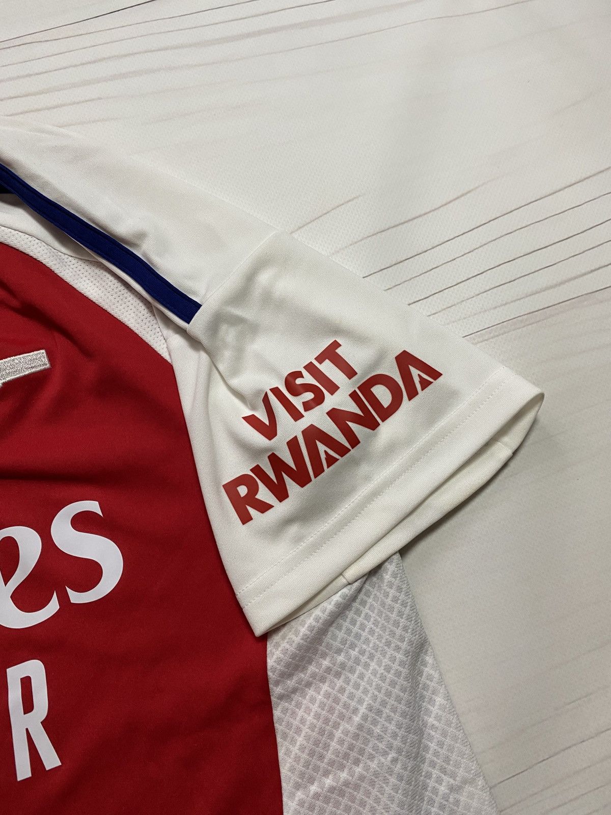 Adidas Adidas Arsenal 2024/25 home soccer football IT6141 jersey Size US M / EU 48-50 / 2 - 8 Thumbnail