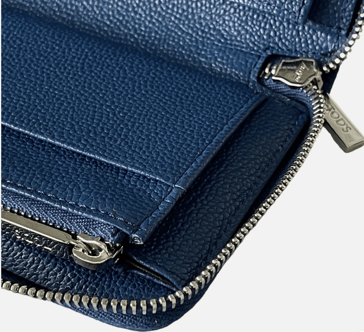 Tod's Tod's Italy Blue Zip Continental Wallet, XAMQCHA1400GPA7Q11 Size ONE SIZE - 7 Thumbnail