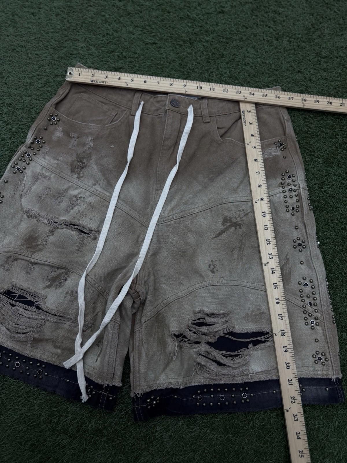Vale Valley Denim Studded Shorts Size 30 (Brand New) Tan/Black Size US 30 / EU 46 - 6 Thumbnail