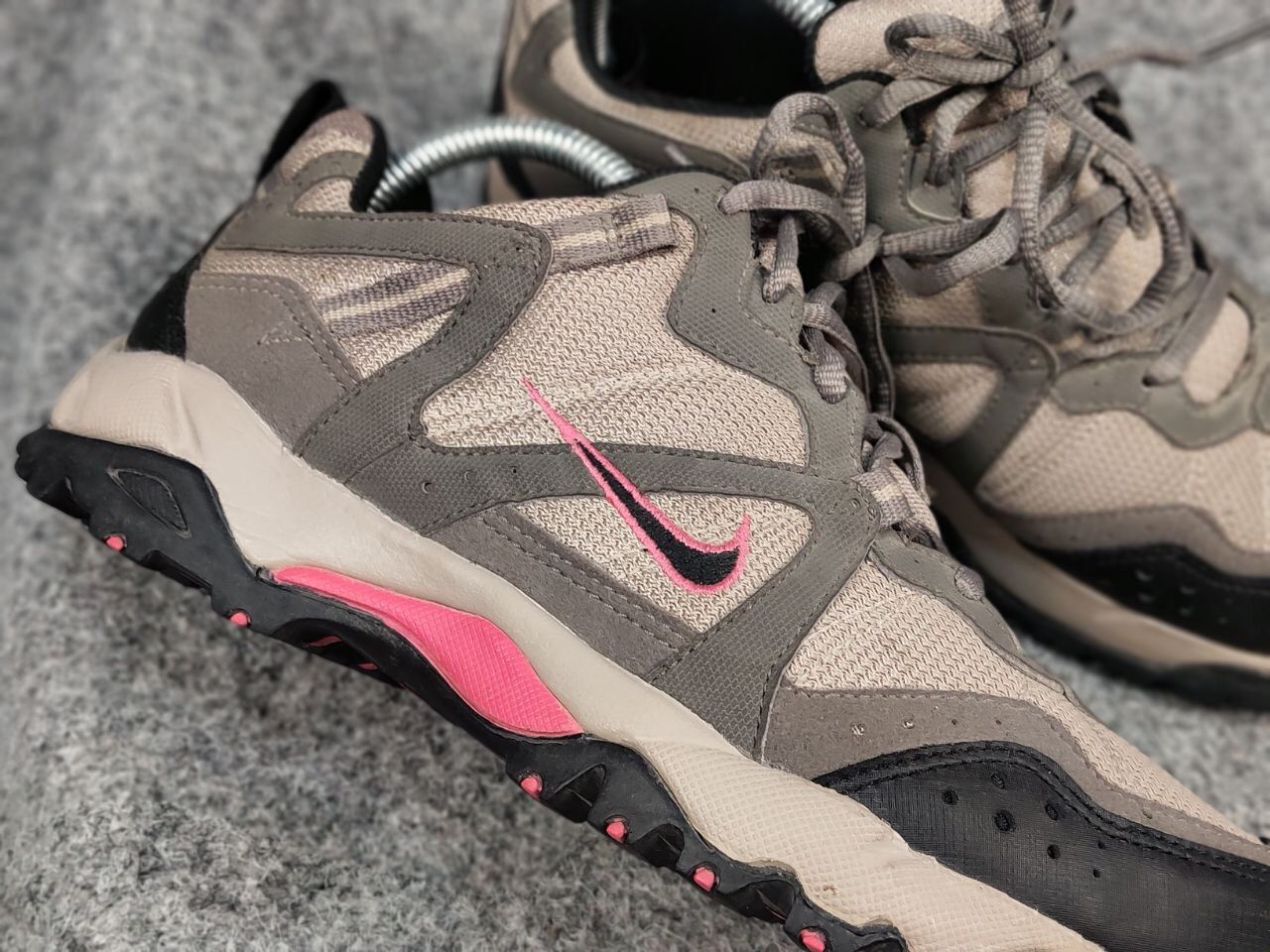 Nike ACG Vintage Nike ACG All-Trac Hiking Women's Sneaker Size US 7 / IT 37 - 6 Thumbnail