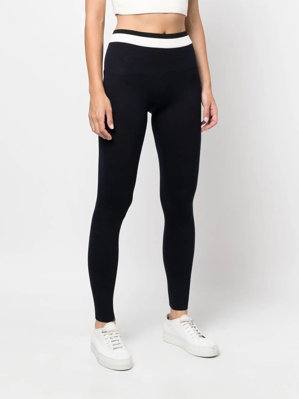 Jil Sander o1y1025 Jogger in Midnight Blue Size 25" / US 0 / IT 36 - 2 Thumbnail