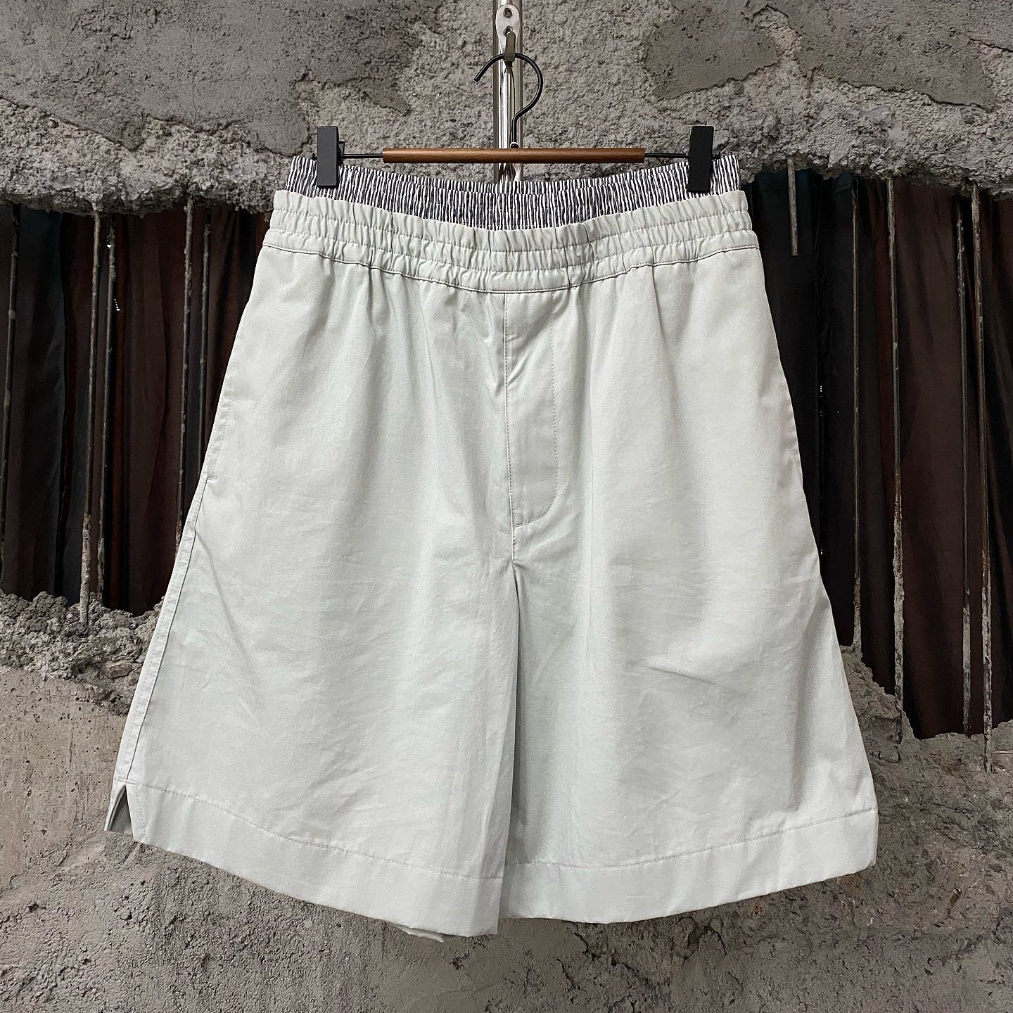 Bottega Veneta Bottega Veneta Cotton Shorts Size S Size US 30 / EU 46 - 1 Thumbnail