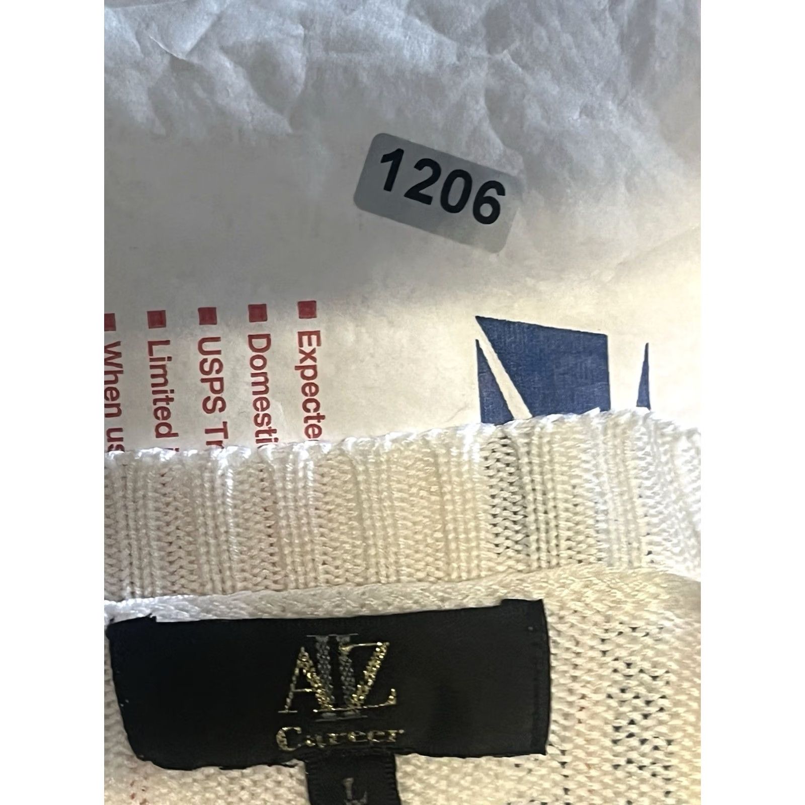 Vintage AZ Career Women Shirt Knit White Scoop Neck Short Sleeve Pullover Size L Large Breathable Casual Workwear Modern Size L / US 10 / IT 46 - 7 Thumbnail