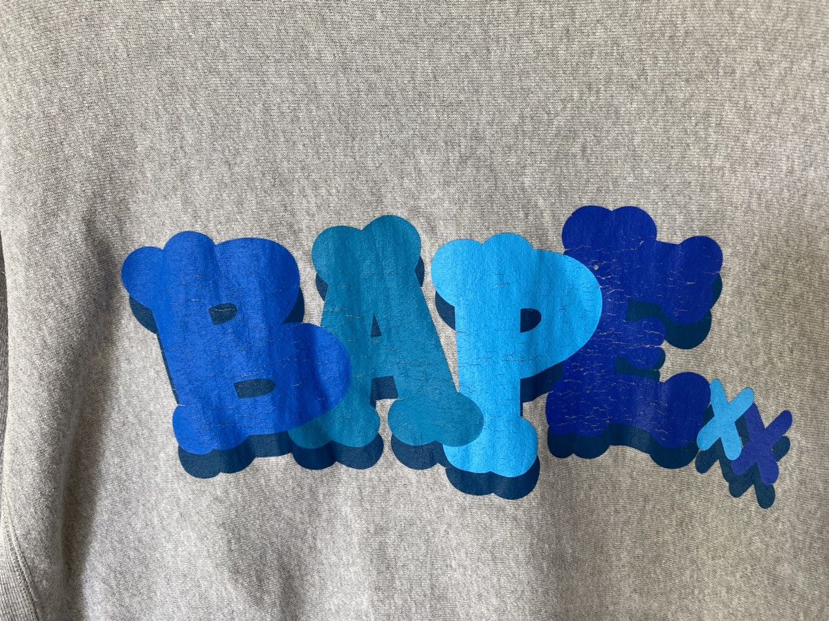 Bape × Kaws SS05 Bape x Kaws Crewneck Size US M / EU 48-50 / 2 - 6 Thumbnail