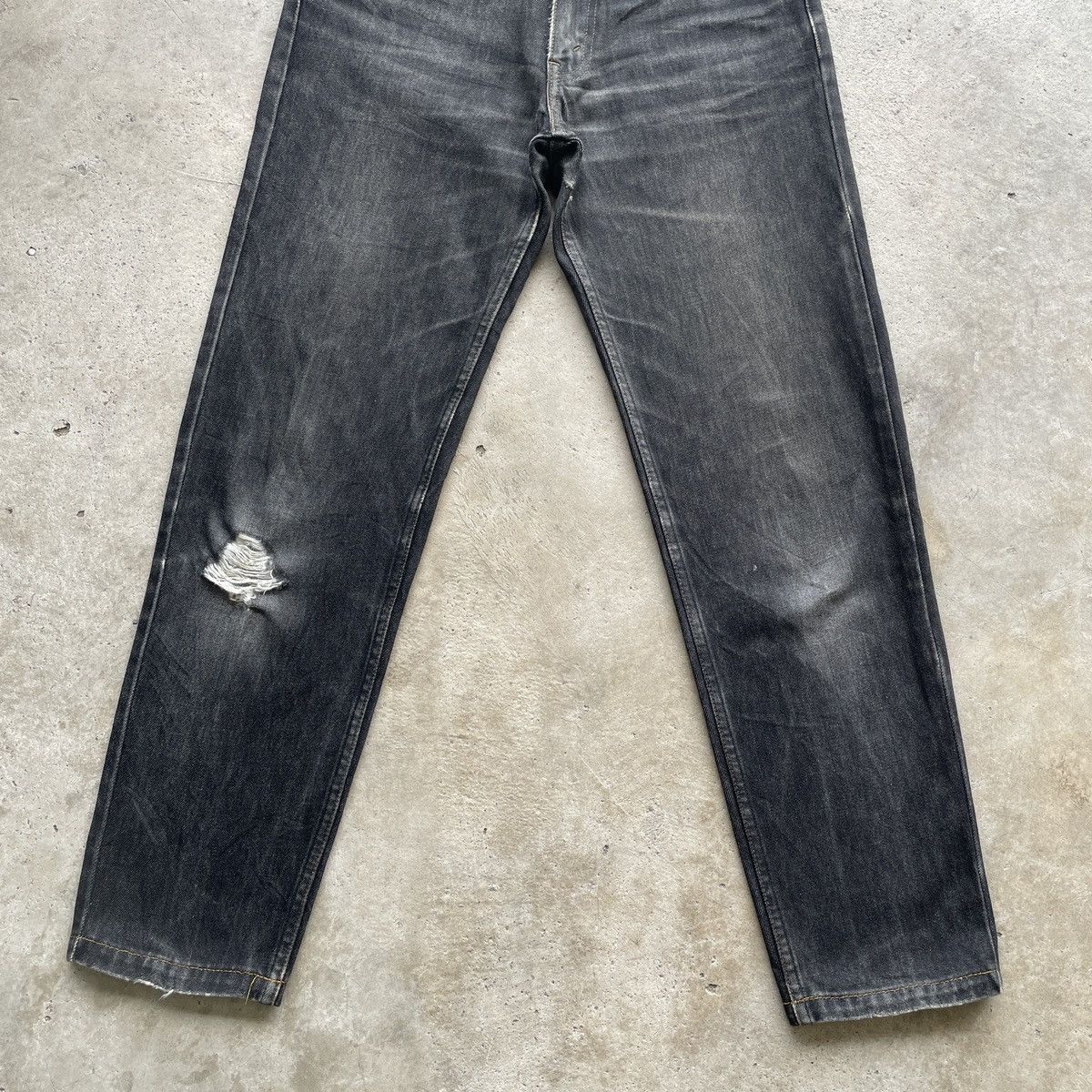 Levi's Vintage Clothing W29💥 Vintage Levi’s Black Jeans Faded Distressed Jeans Pants Size US 29 - 4 Thumbnail