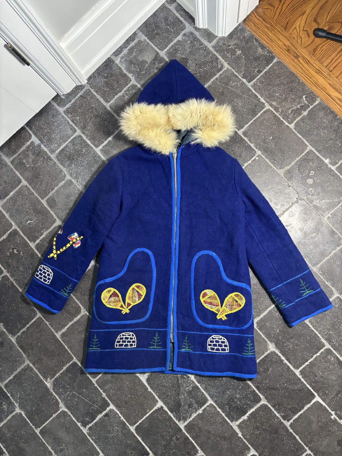 Vintage Vintage Wool Coat Duffle Jacket Inuit Eskimo Fur Parka Hood Size US S / EU 44-46 / 1 - 1 Thumbnail