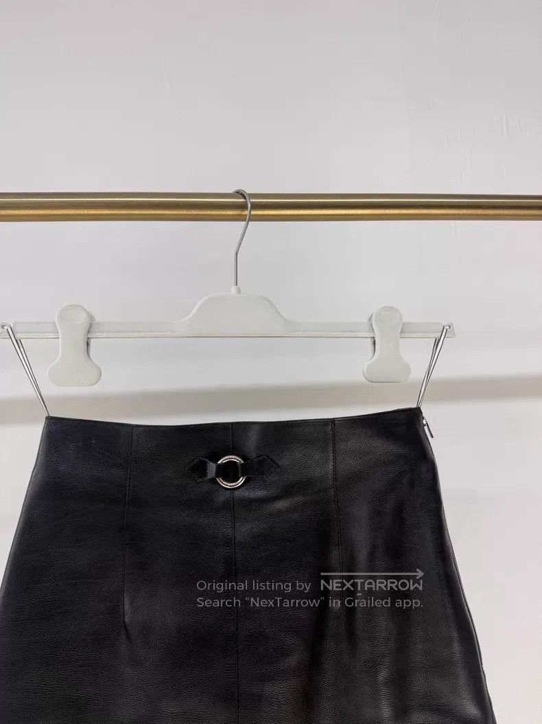 Hermes Hermes Waist-decorated pencil leather skirt Size 24" / US 00 / IT 34 - 3 Thumbnail