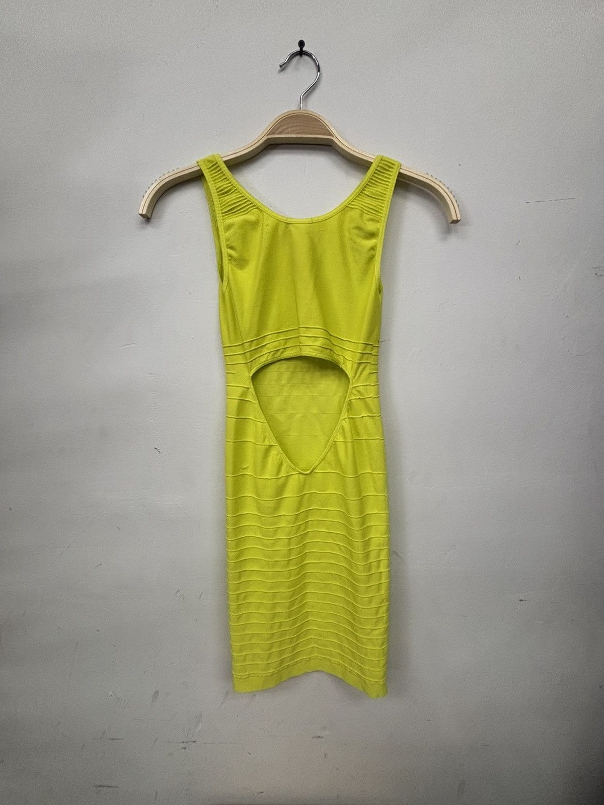 Bebe Bebe bright yellow dress Size S / US 4 / IT 40 - 2 Thumbnail