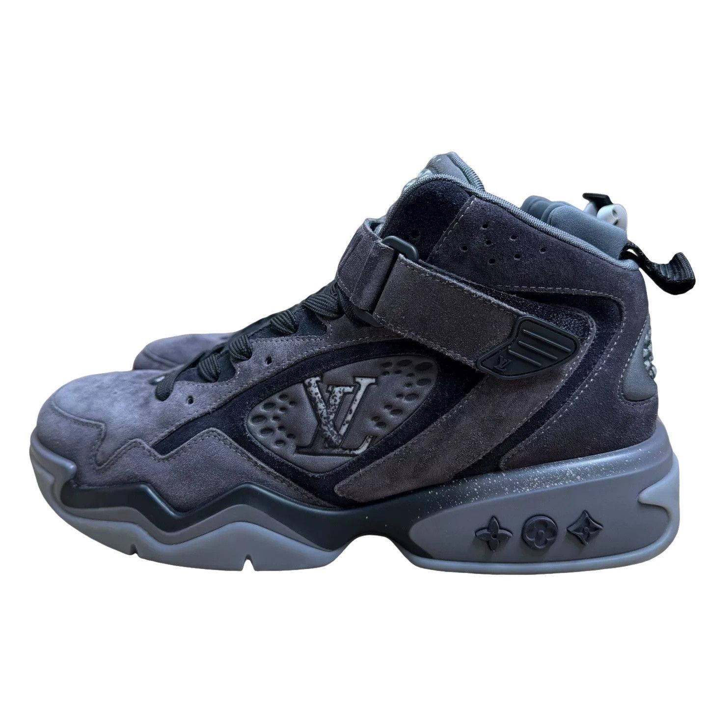 Louis Vuitton Louis Vuitton Gray Trainer 2 Mid Sneakers 7 Size US 8 / EU 41 - 1 Thumbnail