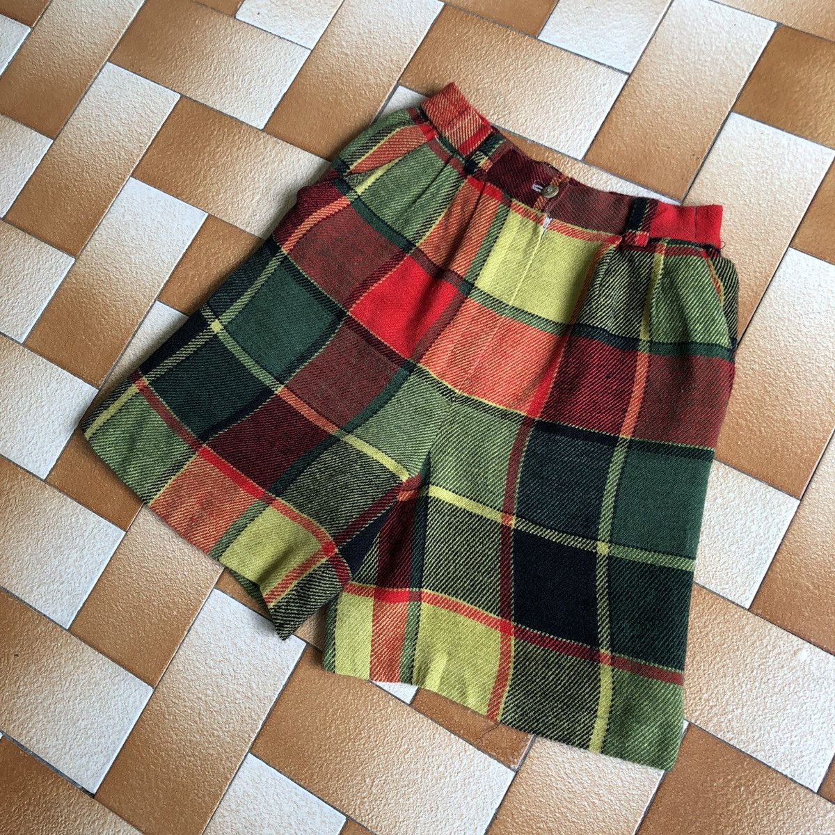 Kenzo × Vintage vintage KENZO wool shorts Size 24" / US 00 / IT 34 - 2 Thumbnail