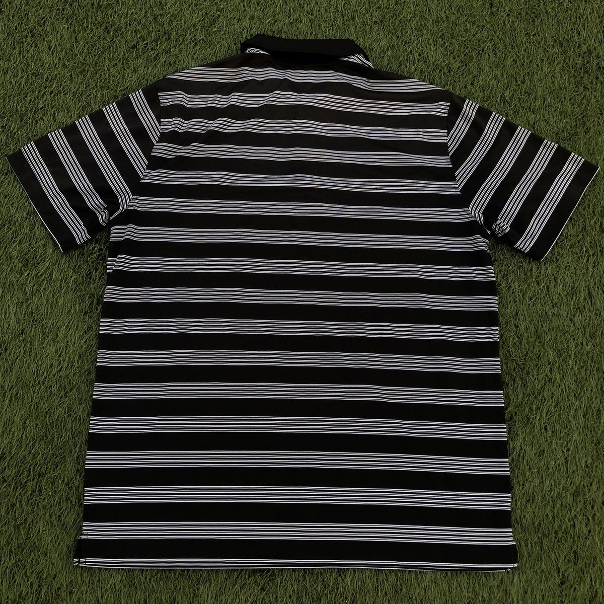 Nike Nike golf tee shirt Size US L / EU 52-54 / 3 - 6 Thumbnail