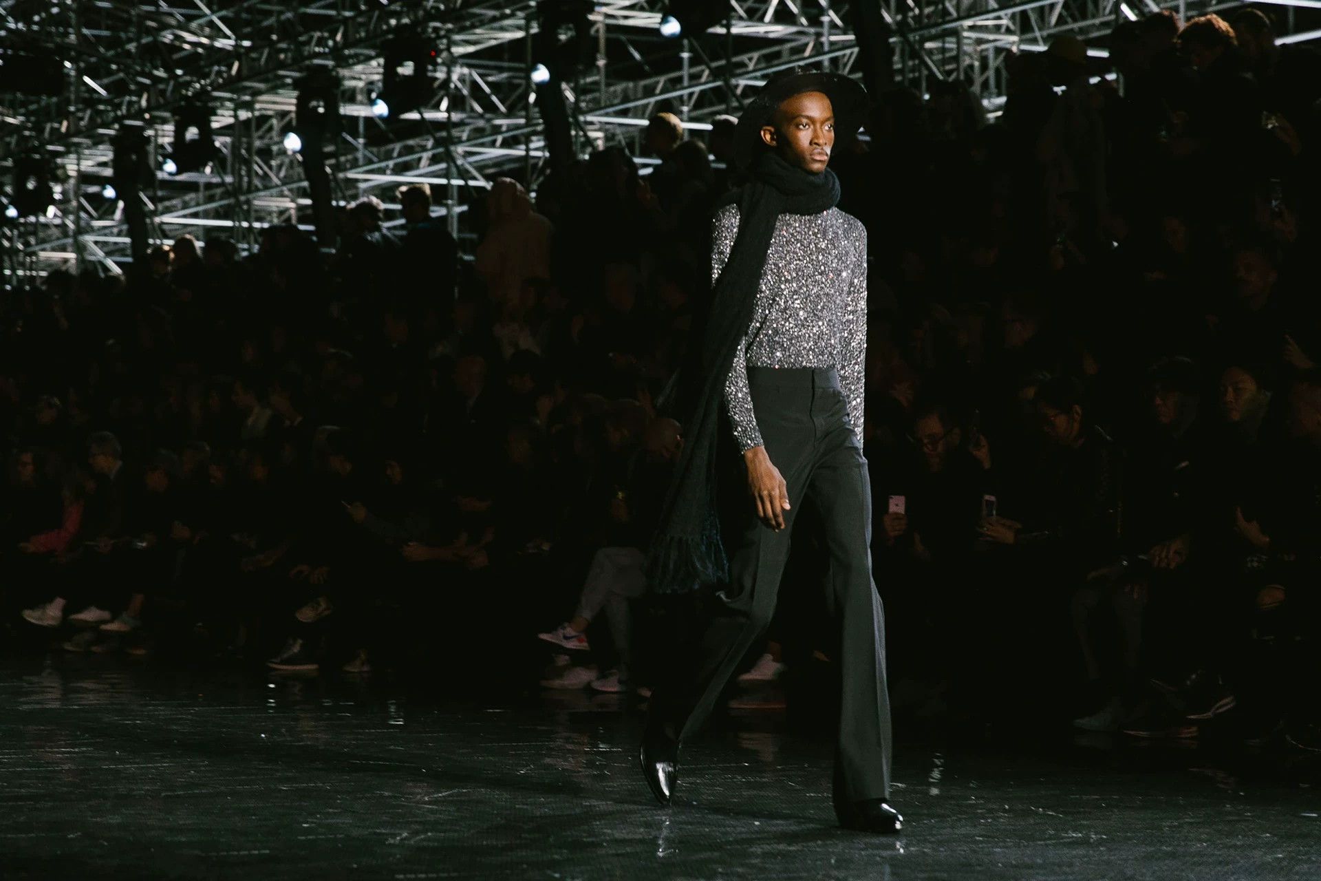 Saint Laurent Paris SLP 19ss Silver Starscale Embroidered Sweater L Mint Size US L / EU 52-54 / 3 - 9 Thumbnail