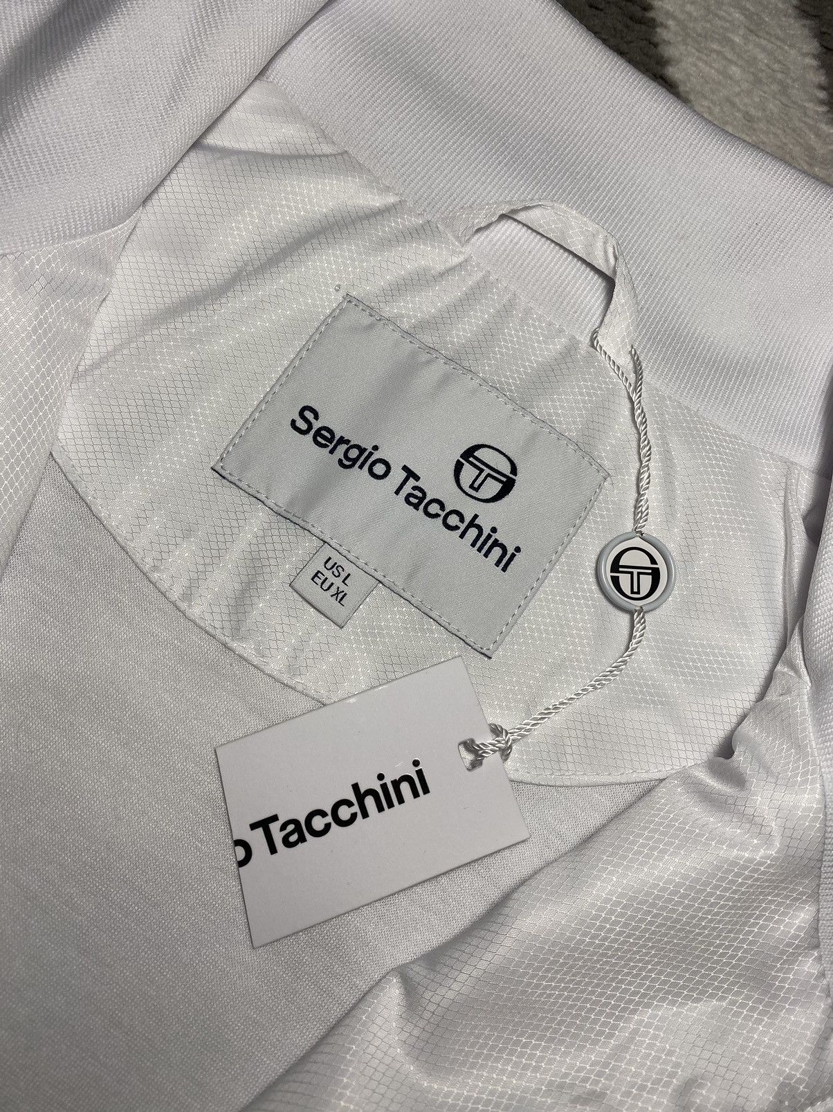 Sergio Tacchini × Vintage Sergio Tacchini Carson Tracktop white light track jacket Size US L / EU 52-54 / 3 - 12 Thumbnail