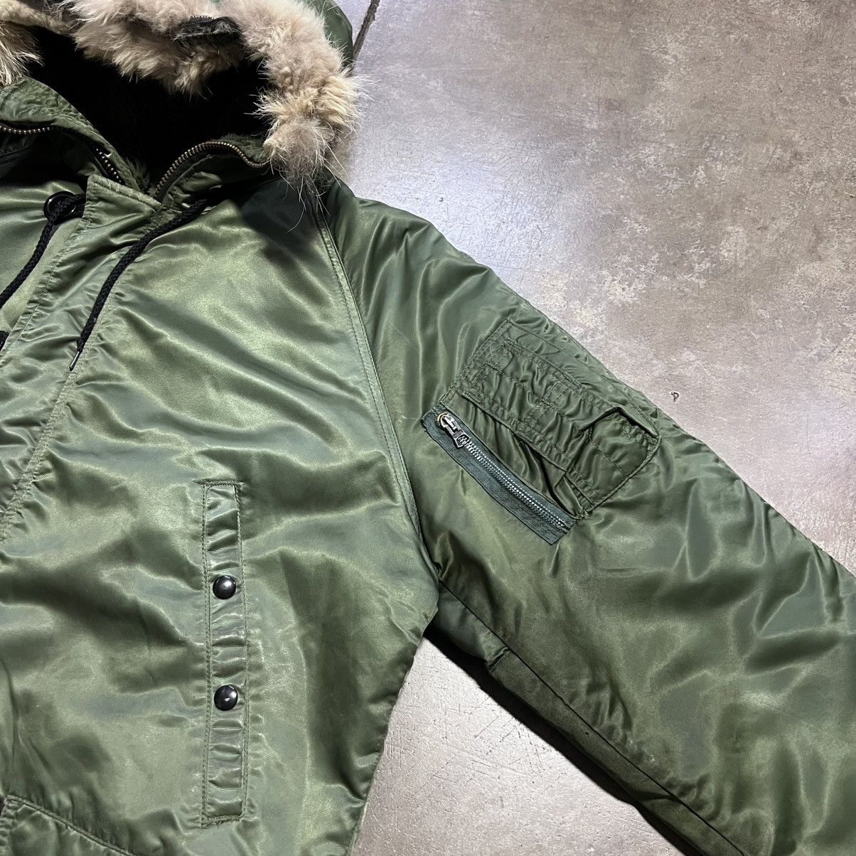 Vintage Vintage Cornith Mfg Military Parka N3B USAF Cold Weather 70s Size US M / EU 48-50 / 2 - 5 Thumbnail