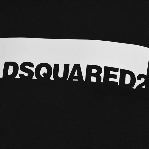 o1g2r1mq0424 T-Shirts in Black & White