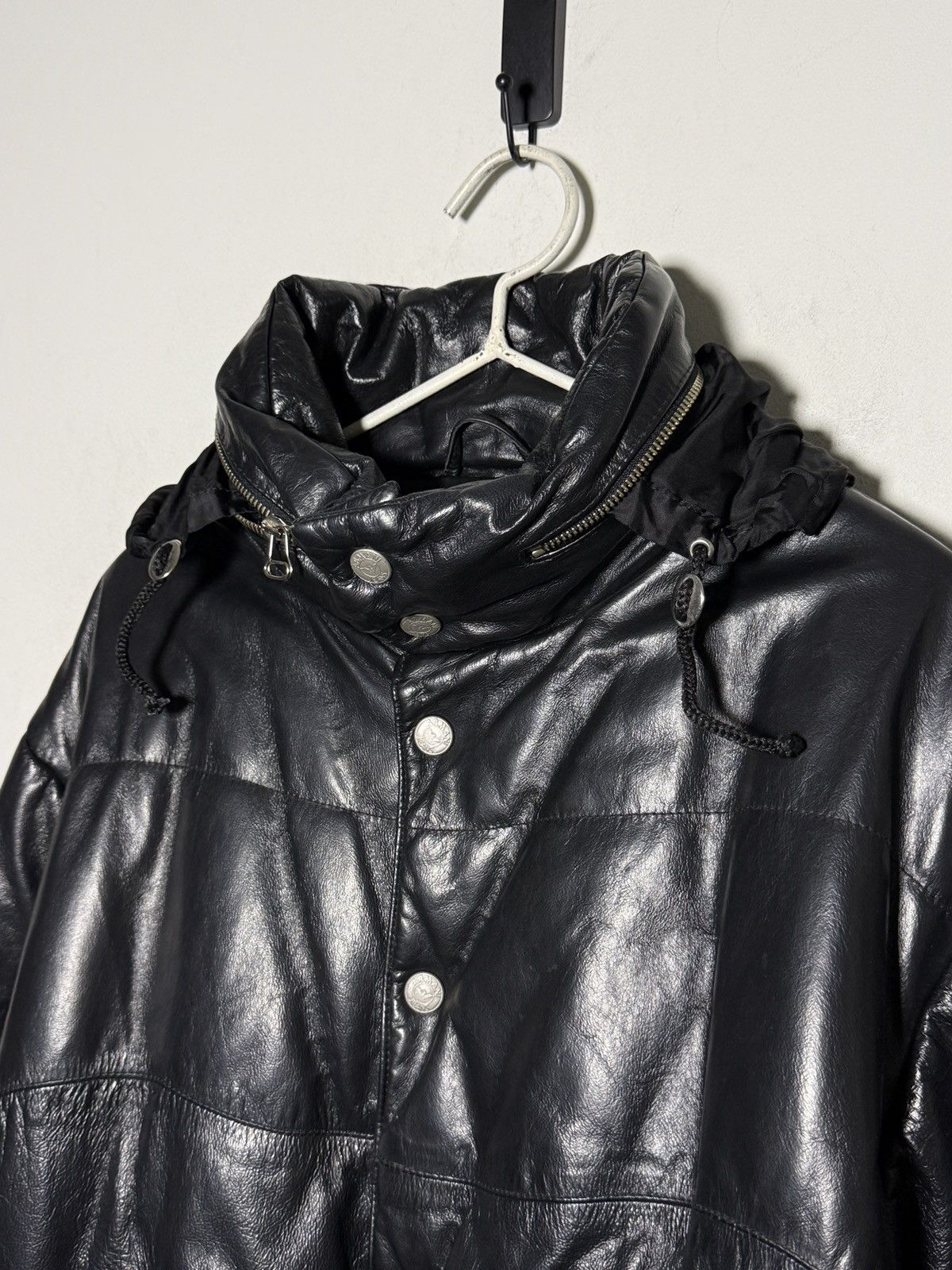 Giorgio Armani Vintage Armani black leather puffer jacket Size US M / EU 48-50 / 2 - 9 Thumbnail