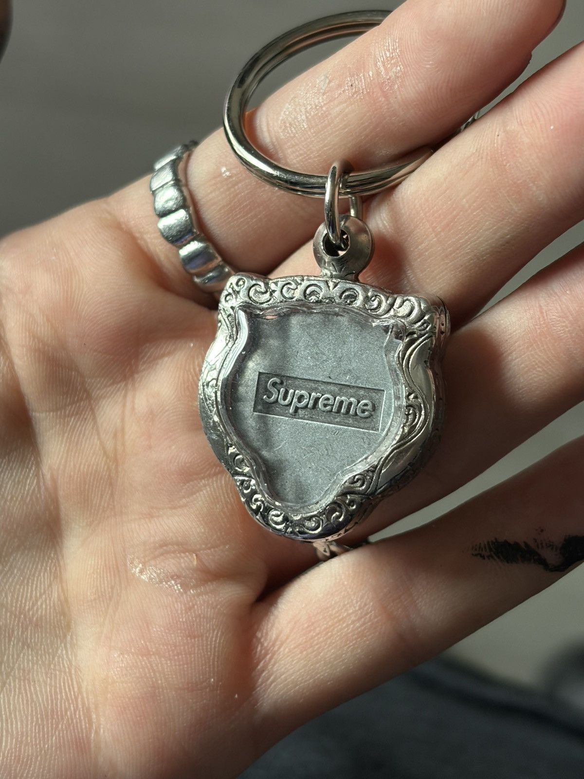 Supreme supreme tiger keychain Size ONE SIZE - 4 Thumbnail
