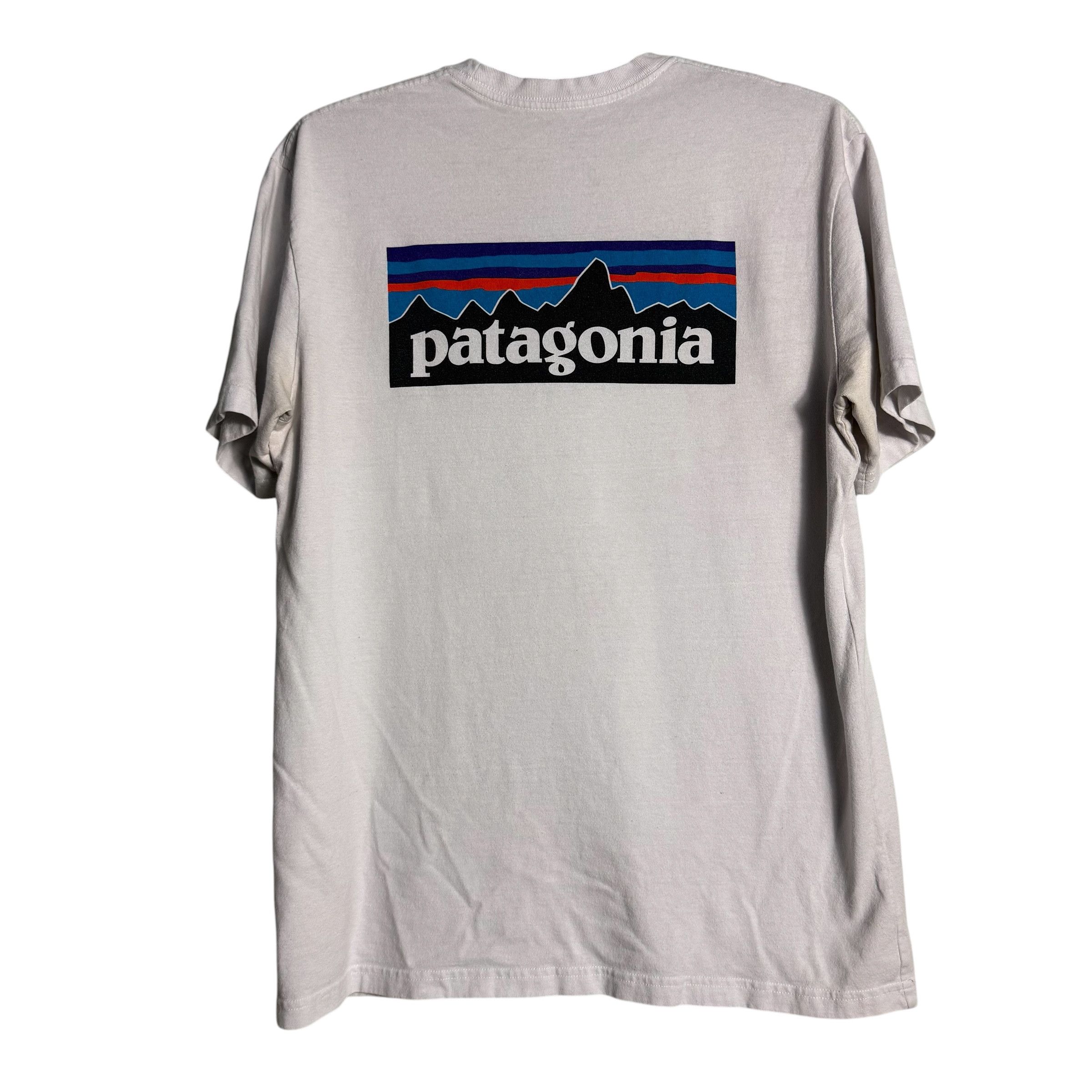 Patagonia 🔥RARE🔥Patagonia Big Logo Regular Fit T-shirt Size US M / EU 48-50 / 2 - 1 Thumbnail